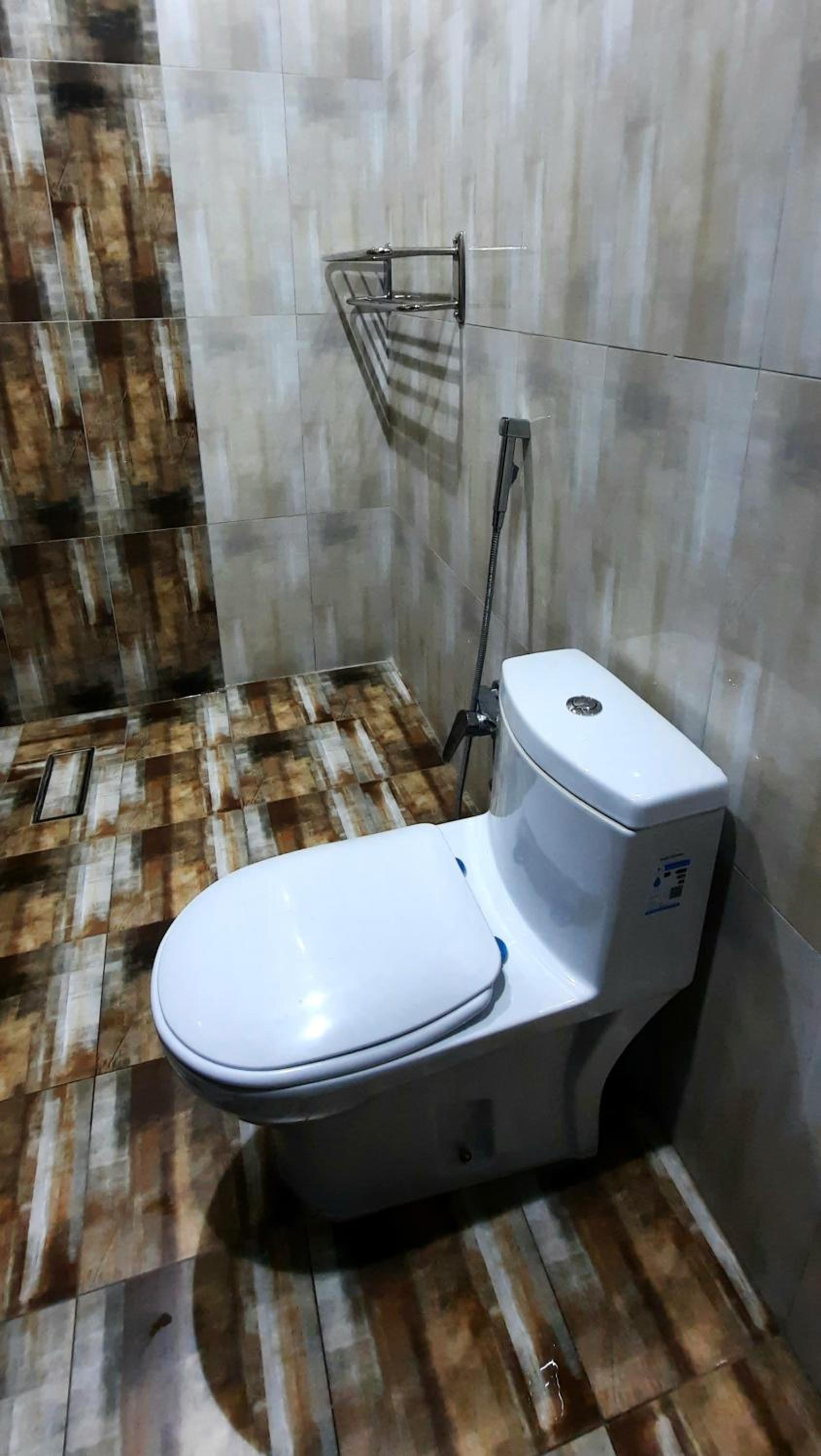 King Room with Roll-In Shower - Disability Access photo 2
