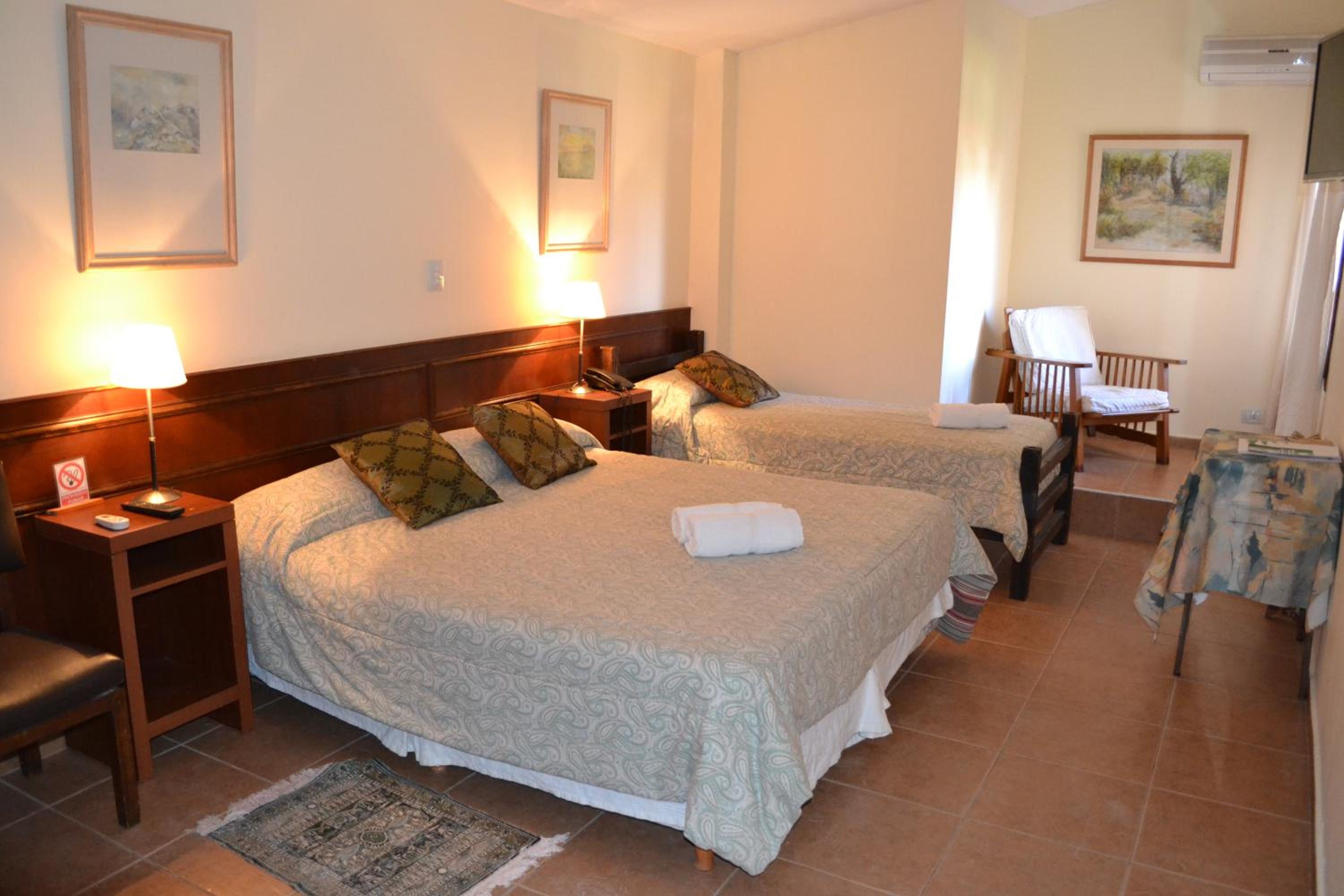 Standard Triple Room photo 2