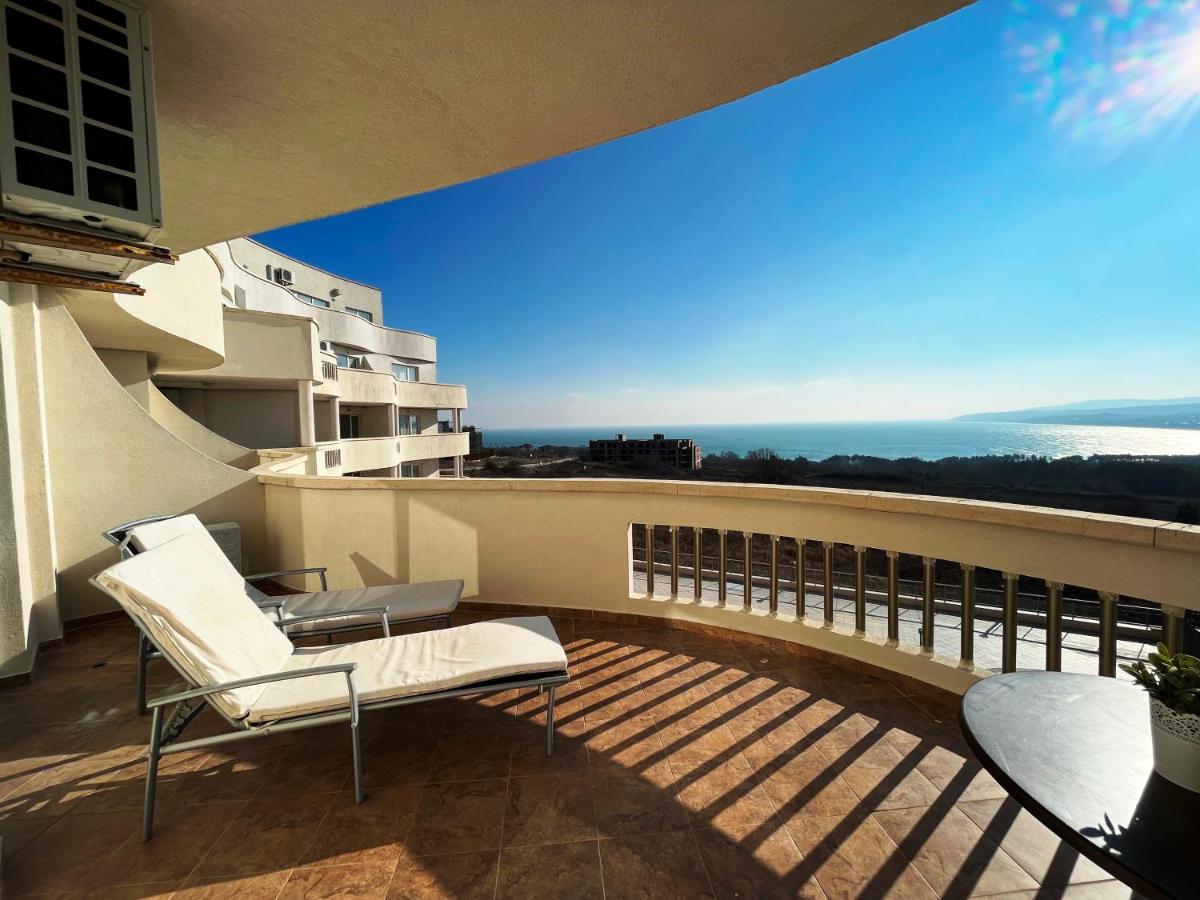 Apartment with Sea View