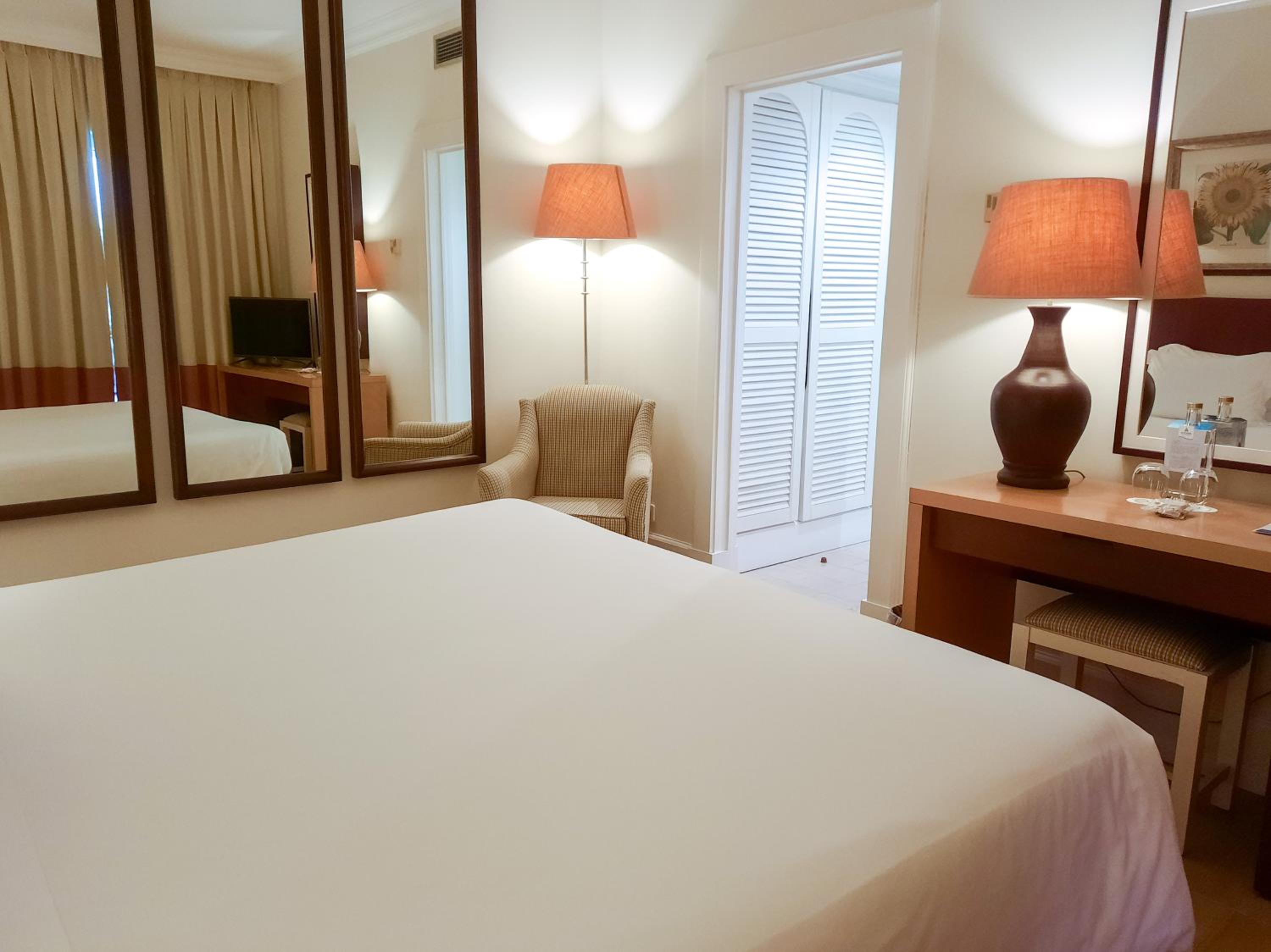 Double Room - Photo 8