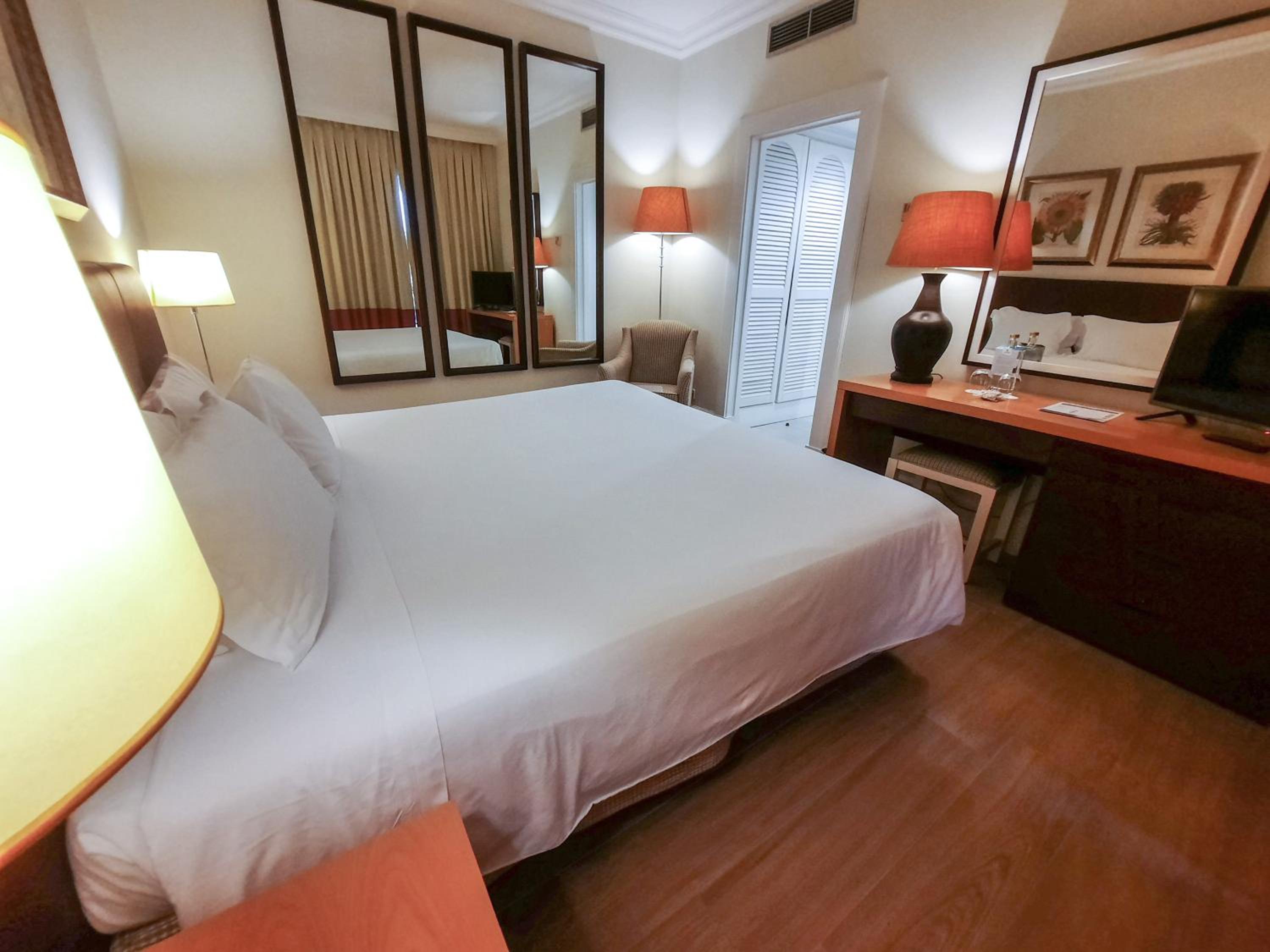 Double Room - Photo 9