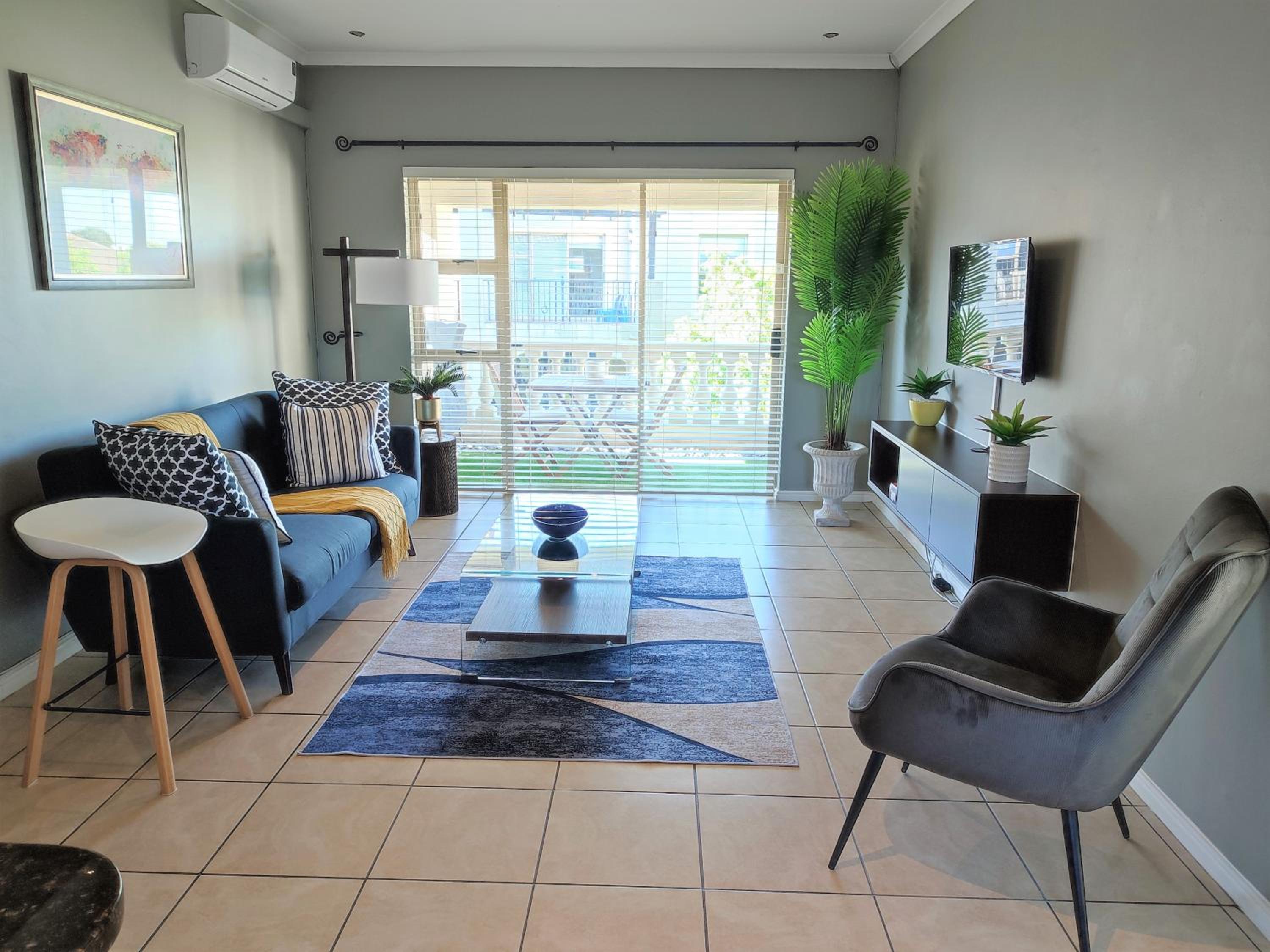 One-Bedroom Apartment - Photo 6