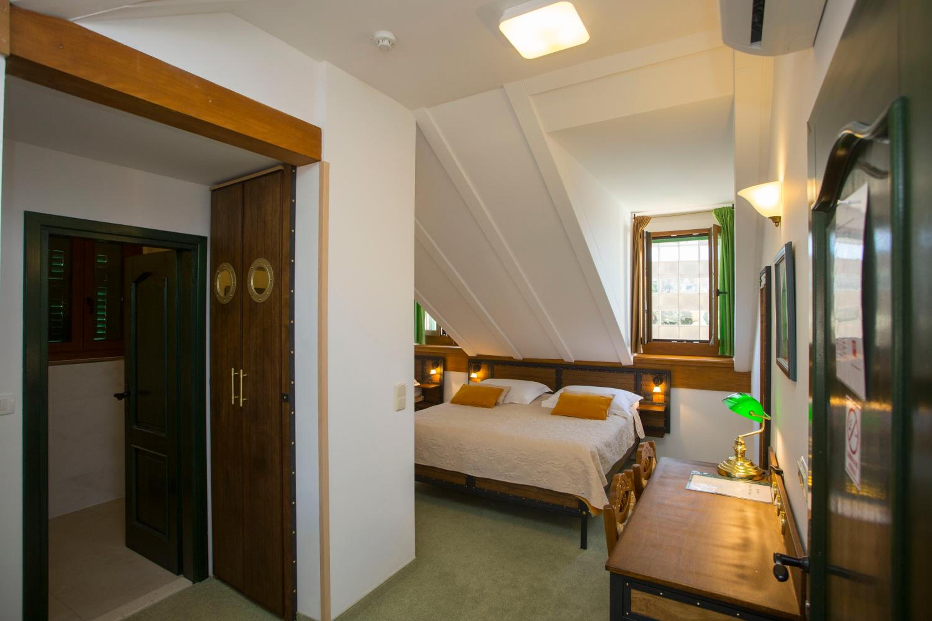 Quadruple Room photo 1