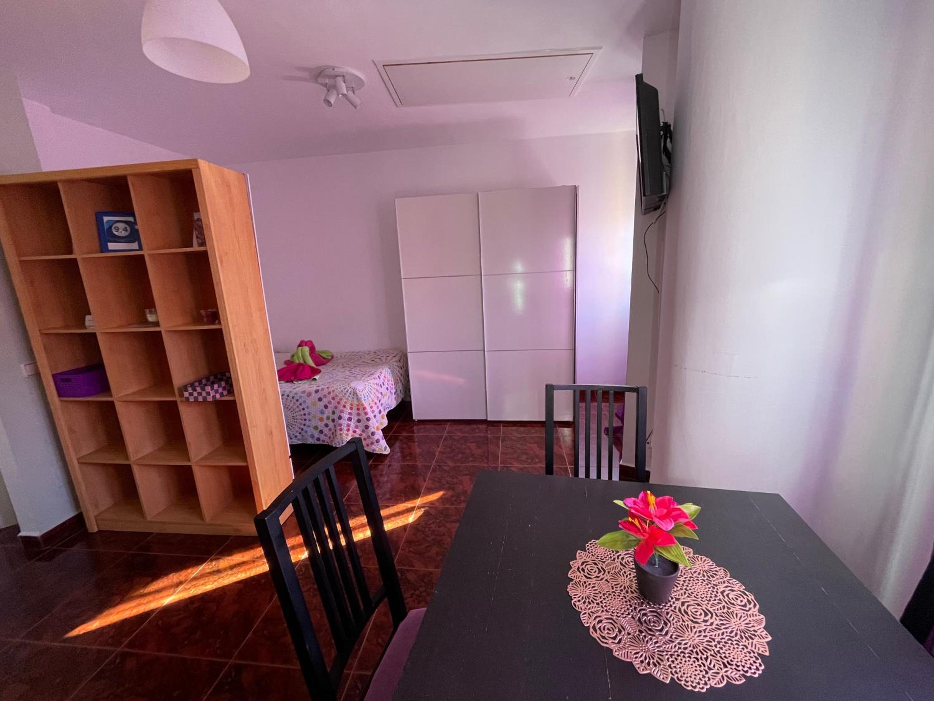 Apartment photo 2