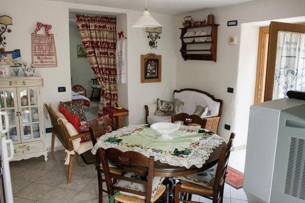 Two-Bedroom House photo 3
