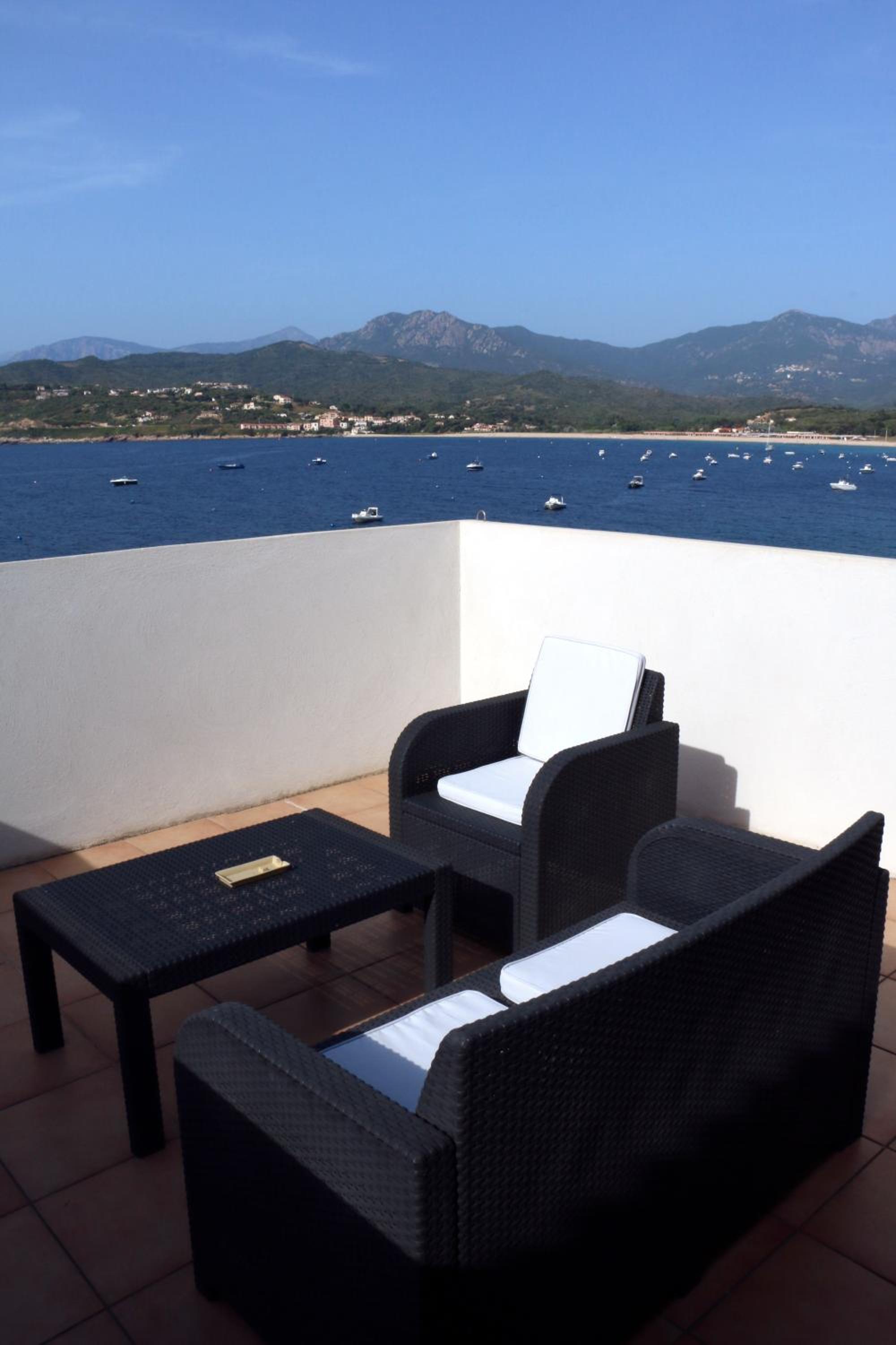 Superior Double Room Sea Side - Photo 5