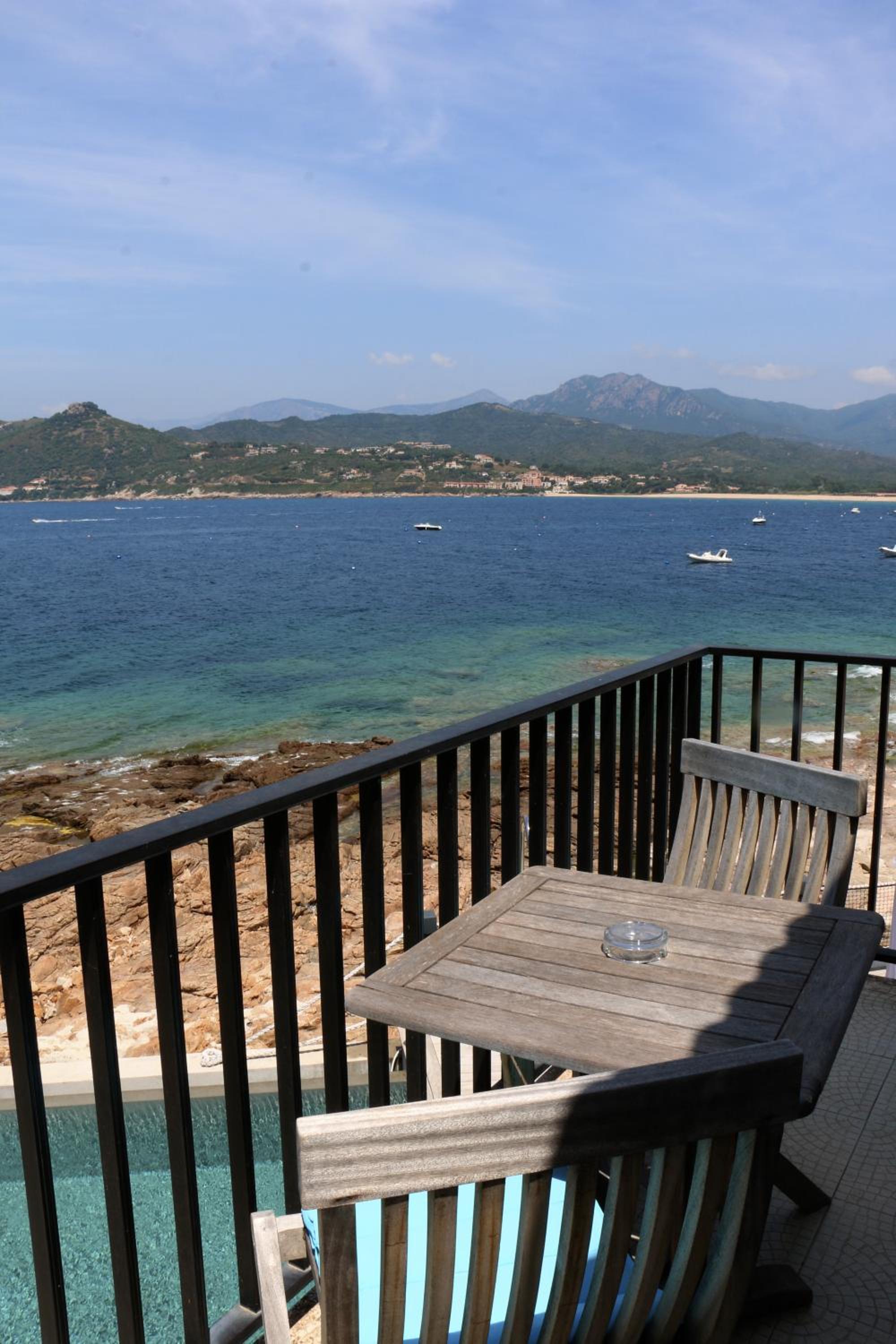 Superior Double Room Sea Side - Photo 13