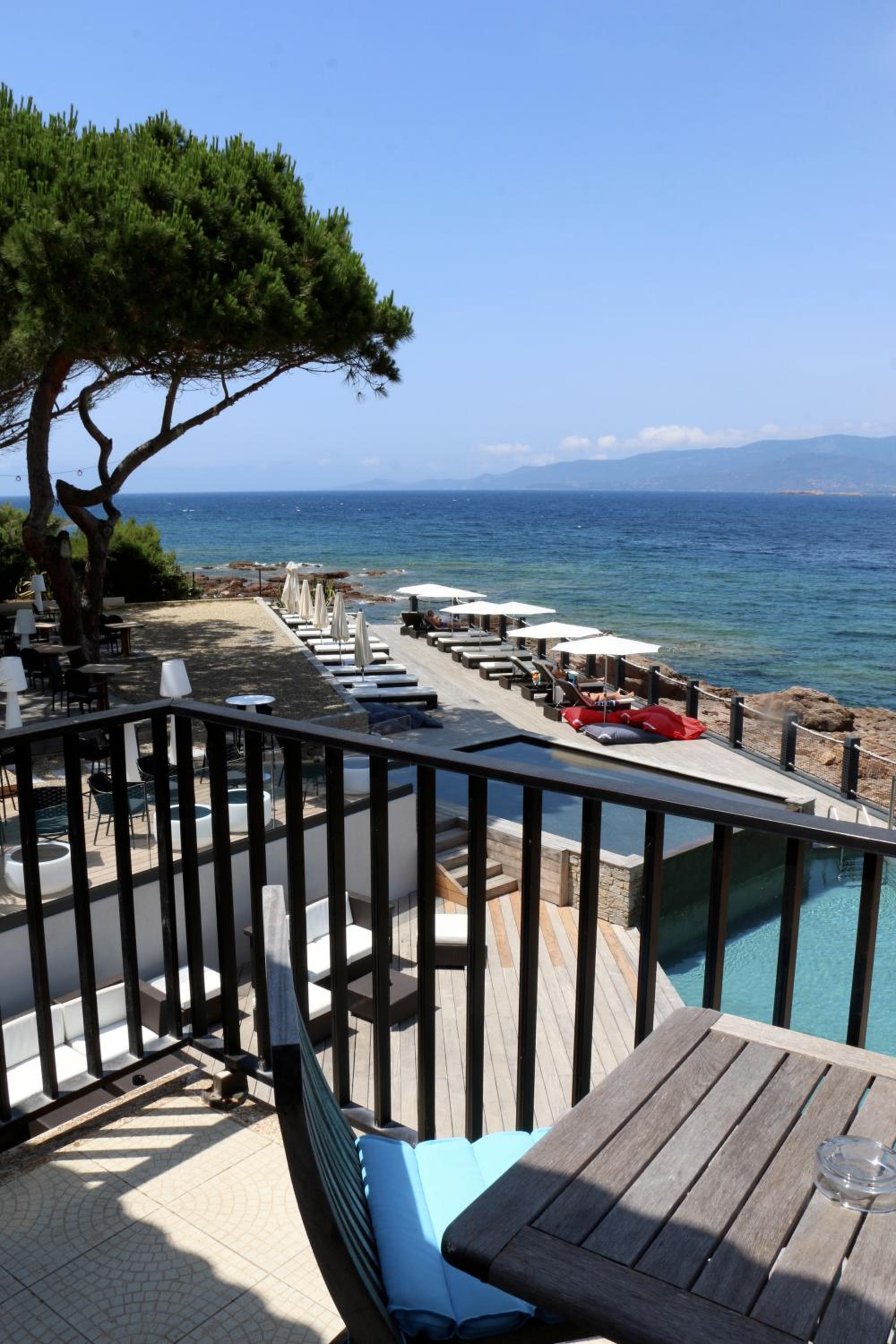 Superior Double Room Sea Side - Photo 4