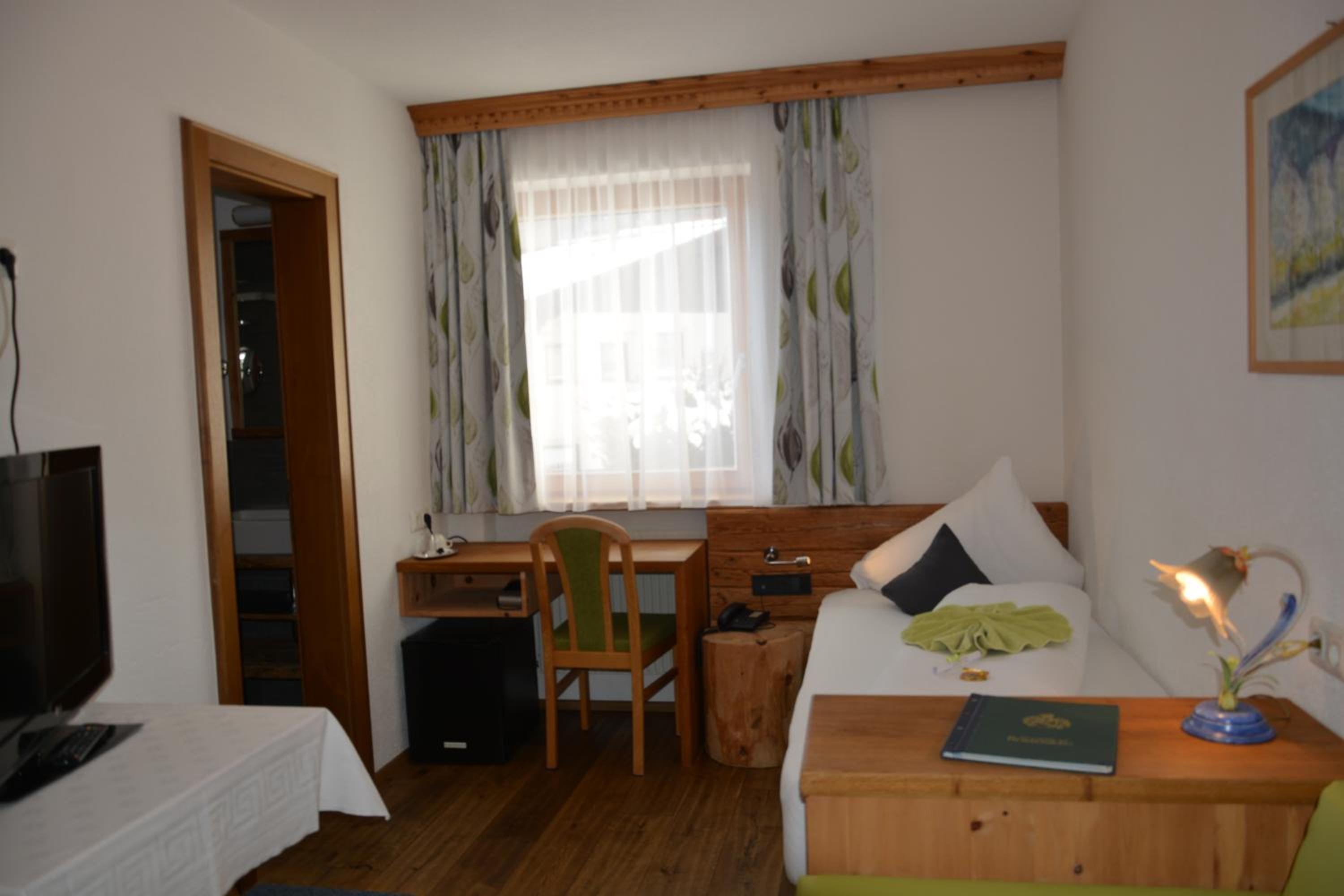 Single Room photo 1