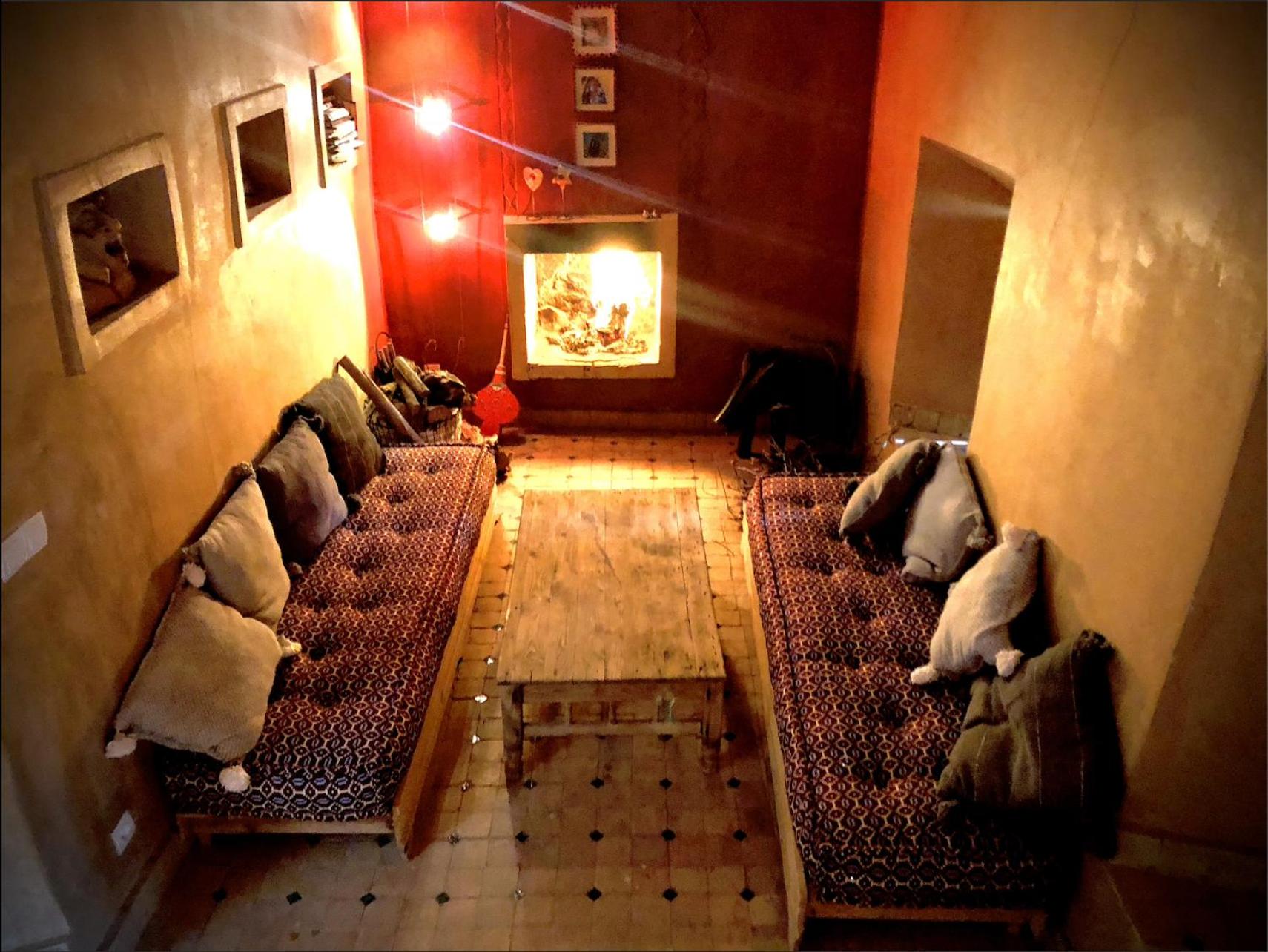 Two-Bedroom House - Photo 33