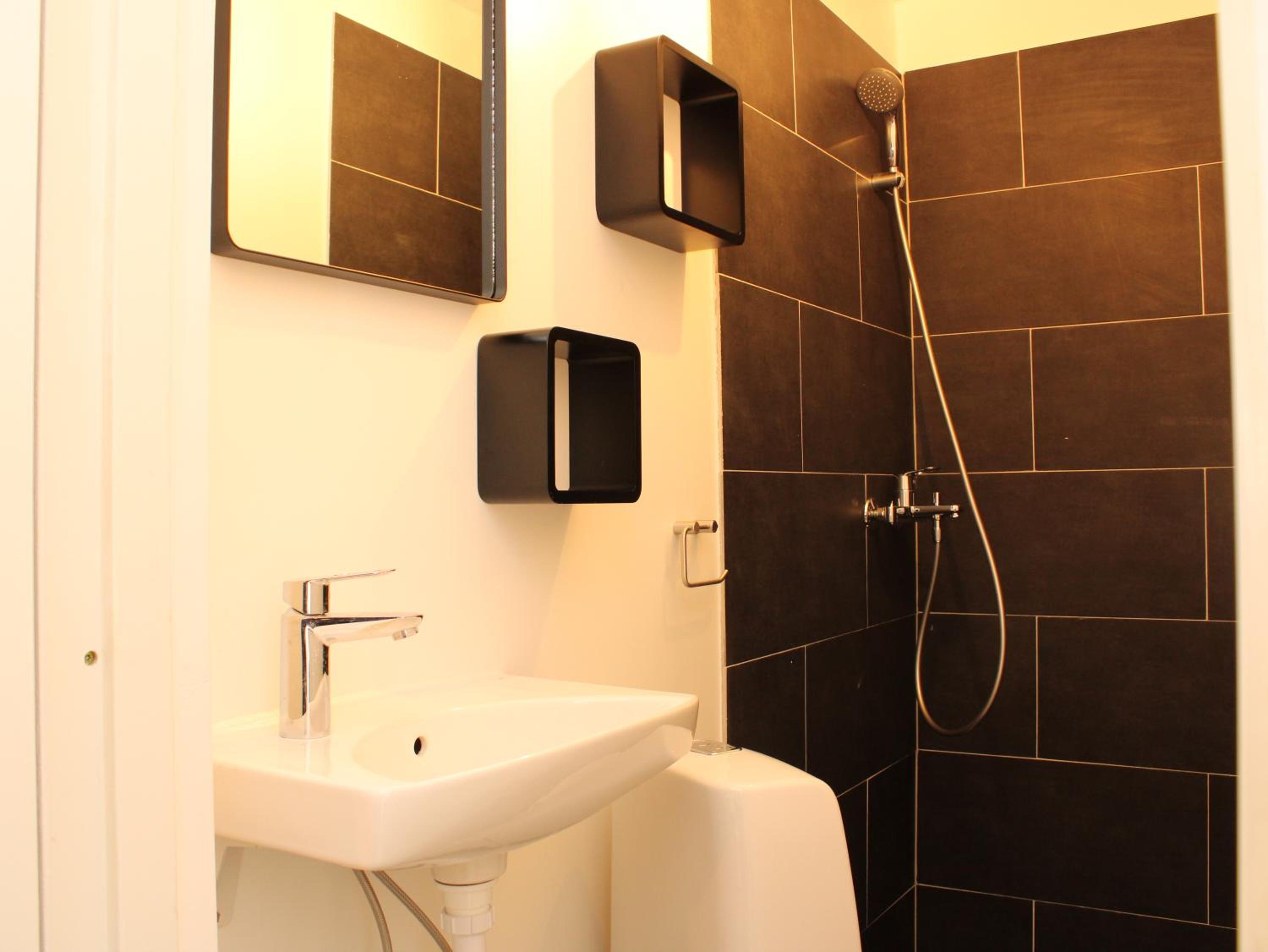 Apartment - Ground Floor photo 2
