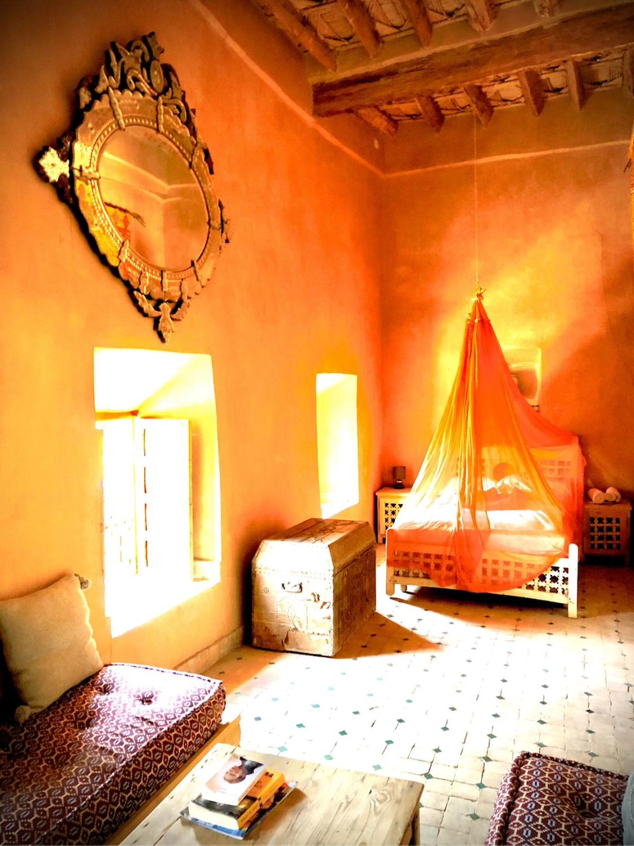 Two-Bedroom House - Photo 27