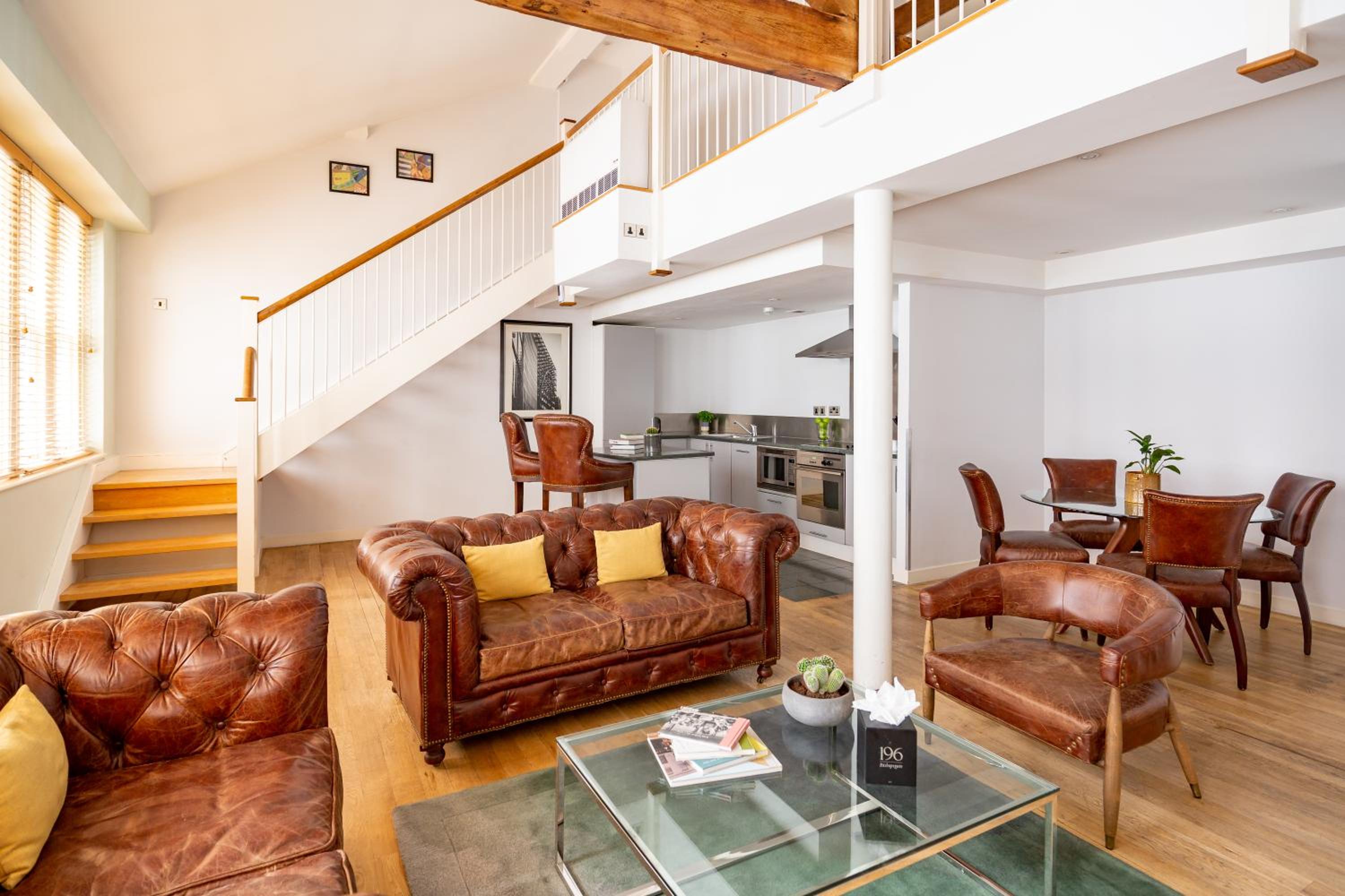 Penthouse Apartment photo 3