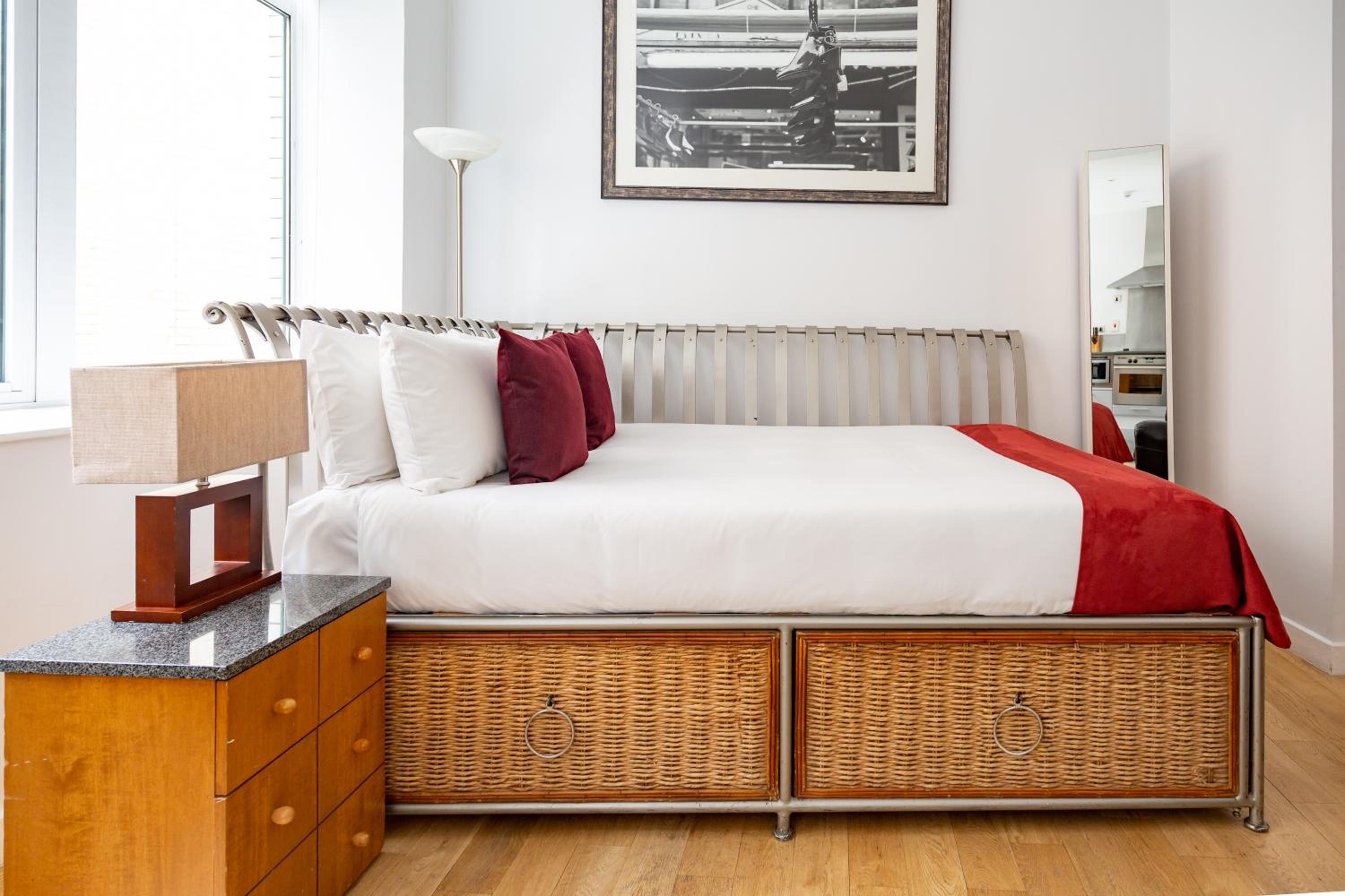 Executive Studio Apartment photo 1