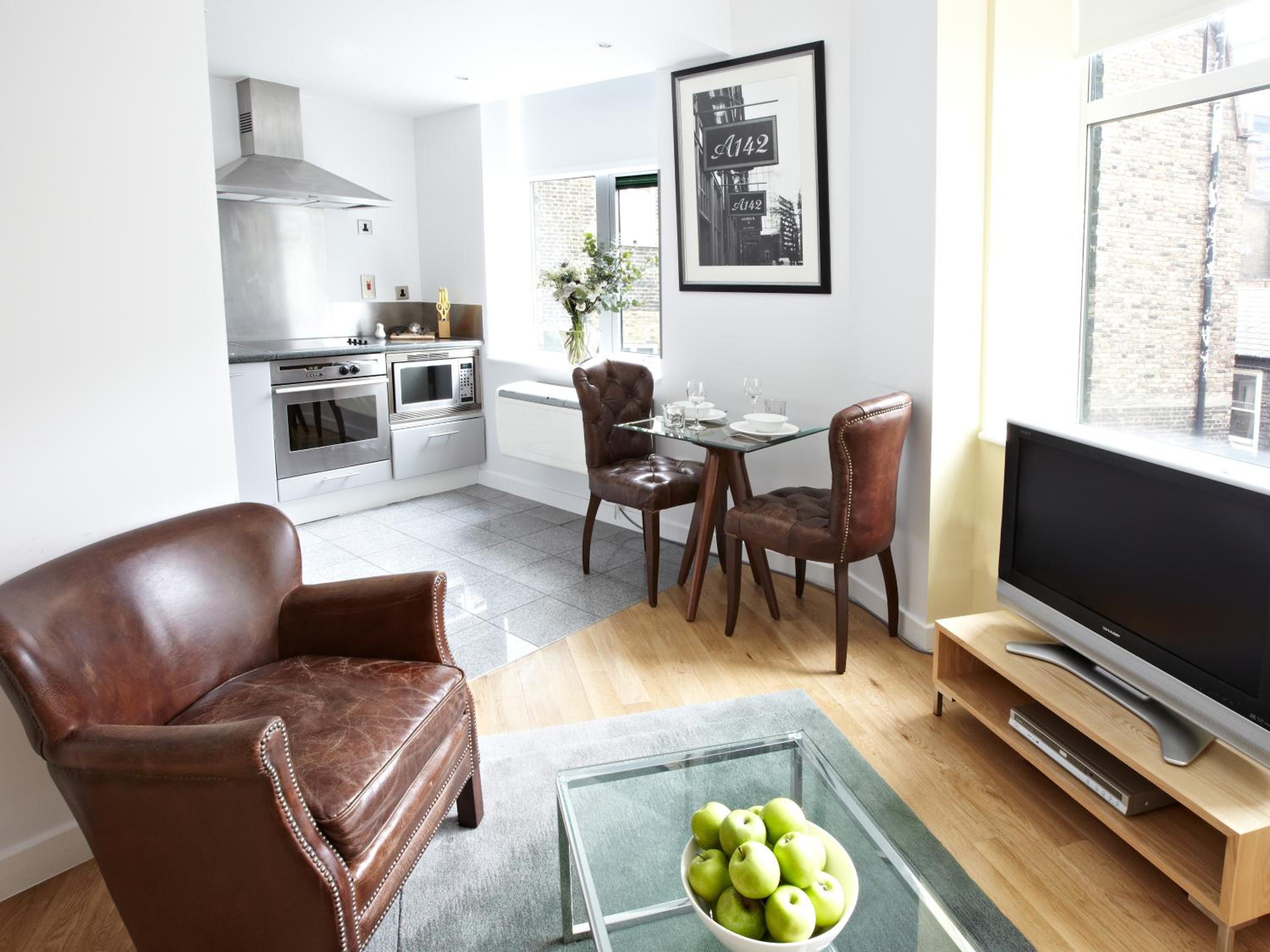 Executive Studio Apartment photo 2