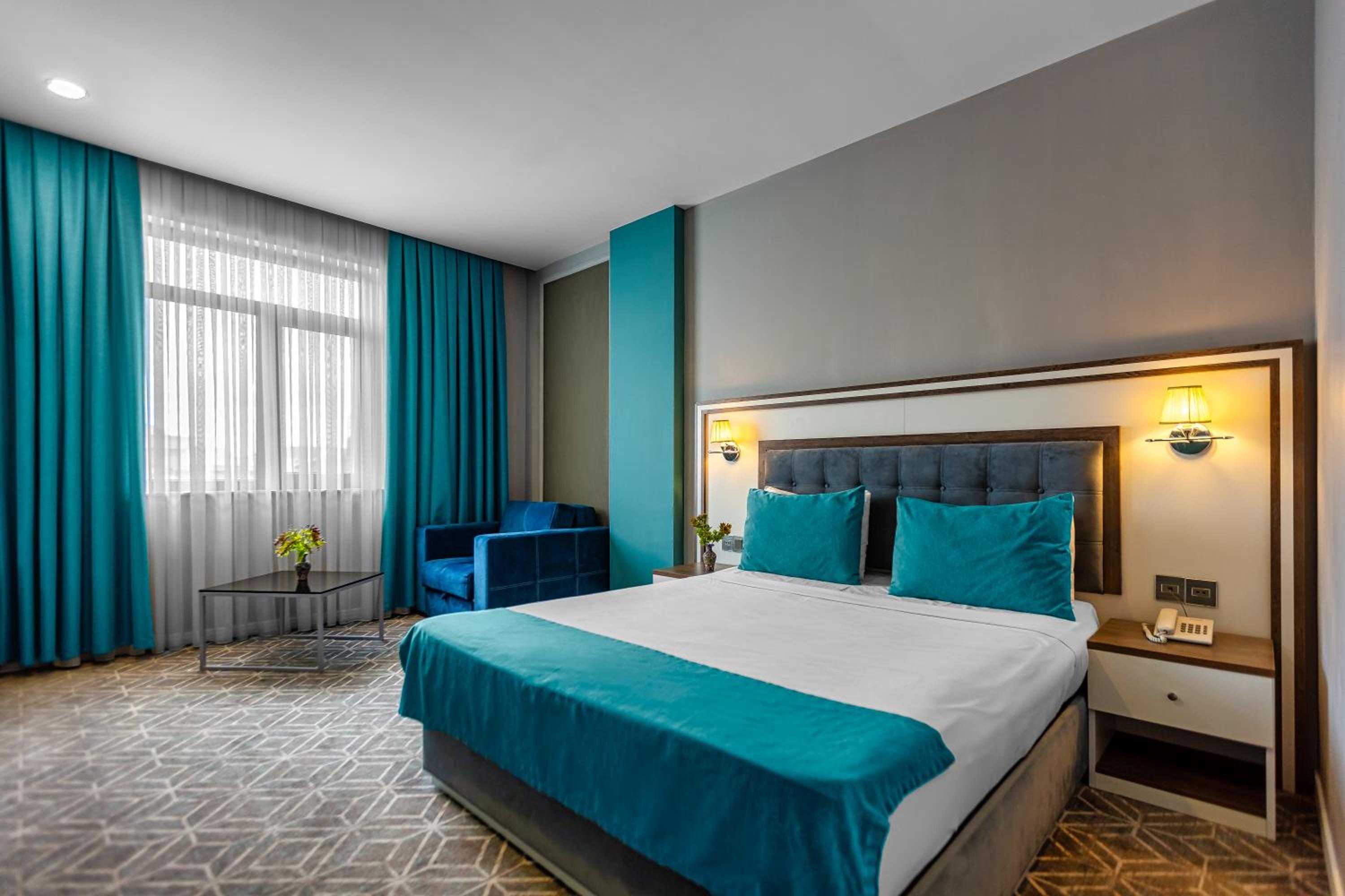 Standard Double or Twin Room photo 1
