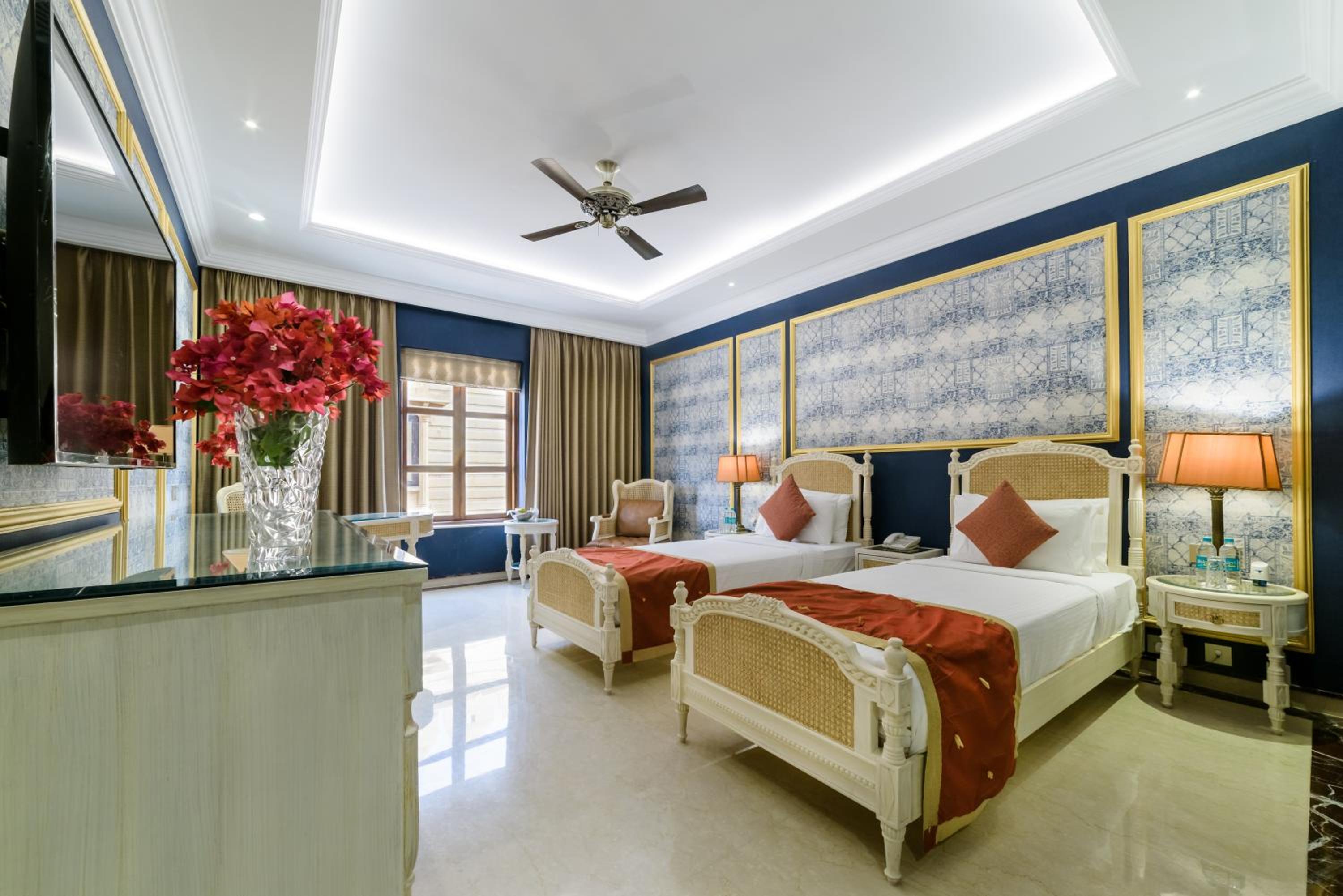 Palace Room Twin - Photo 1