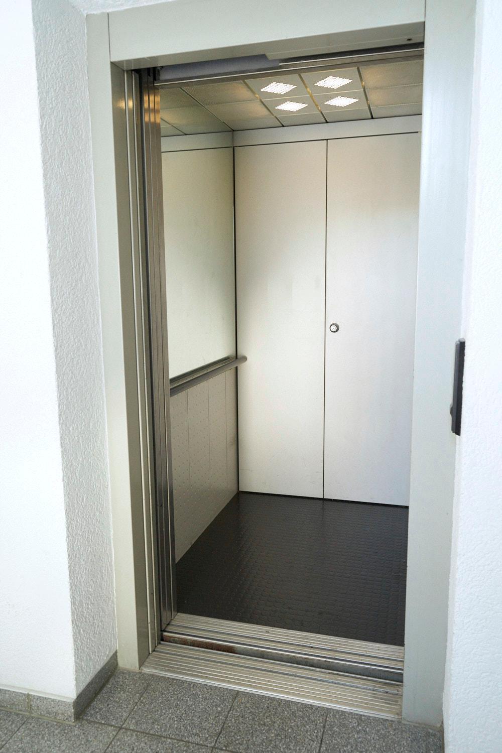 Three-Bedroom Apartment photo 2