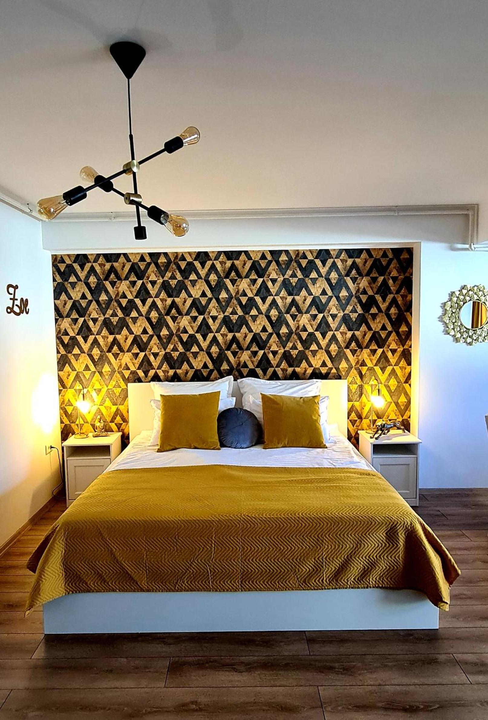 One-Bedroom Apartment - Photo 8