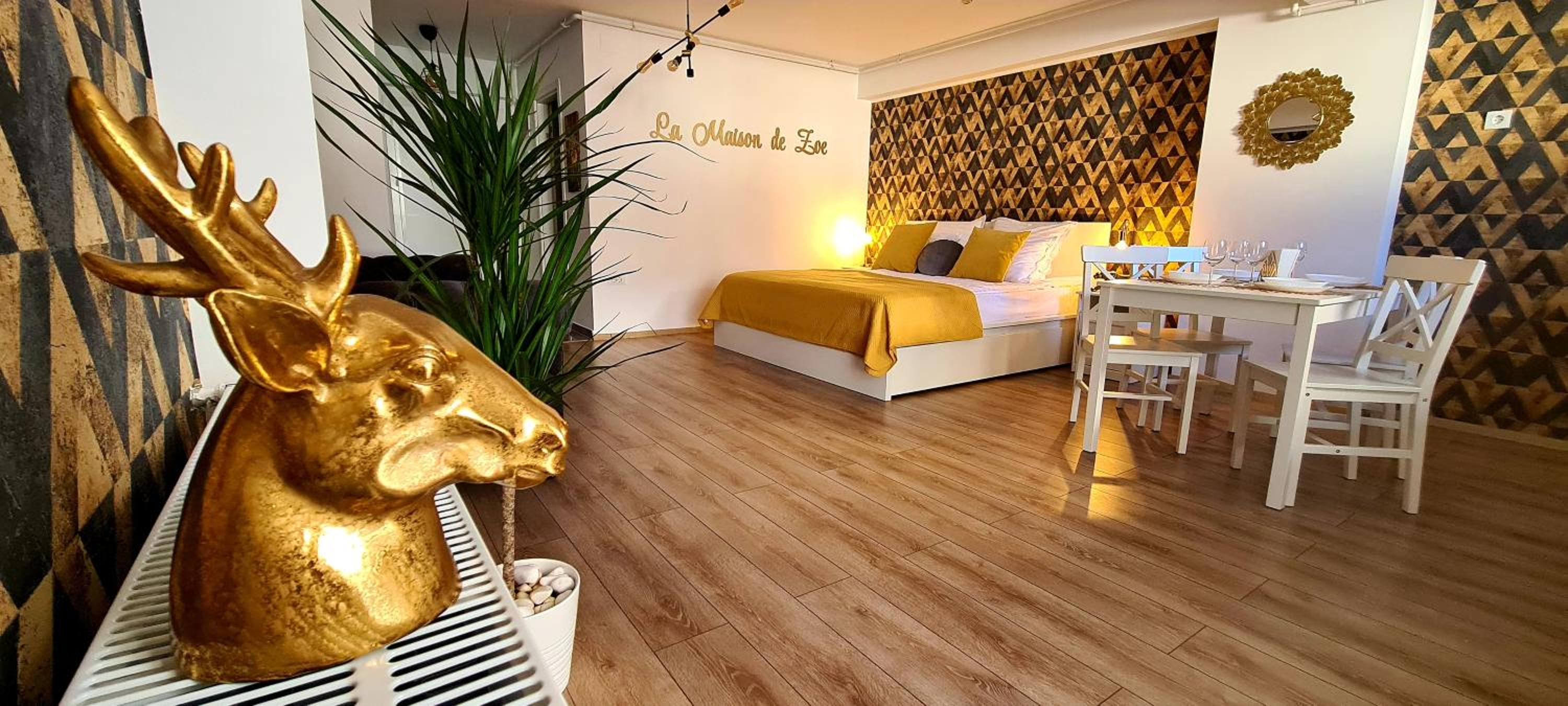 One-Bedroom Apartment - Photo 3