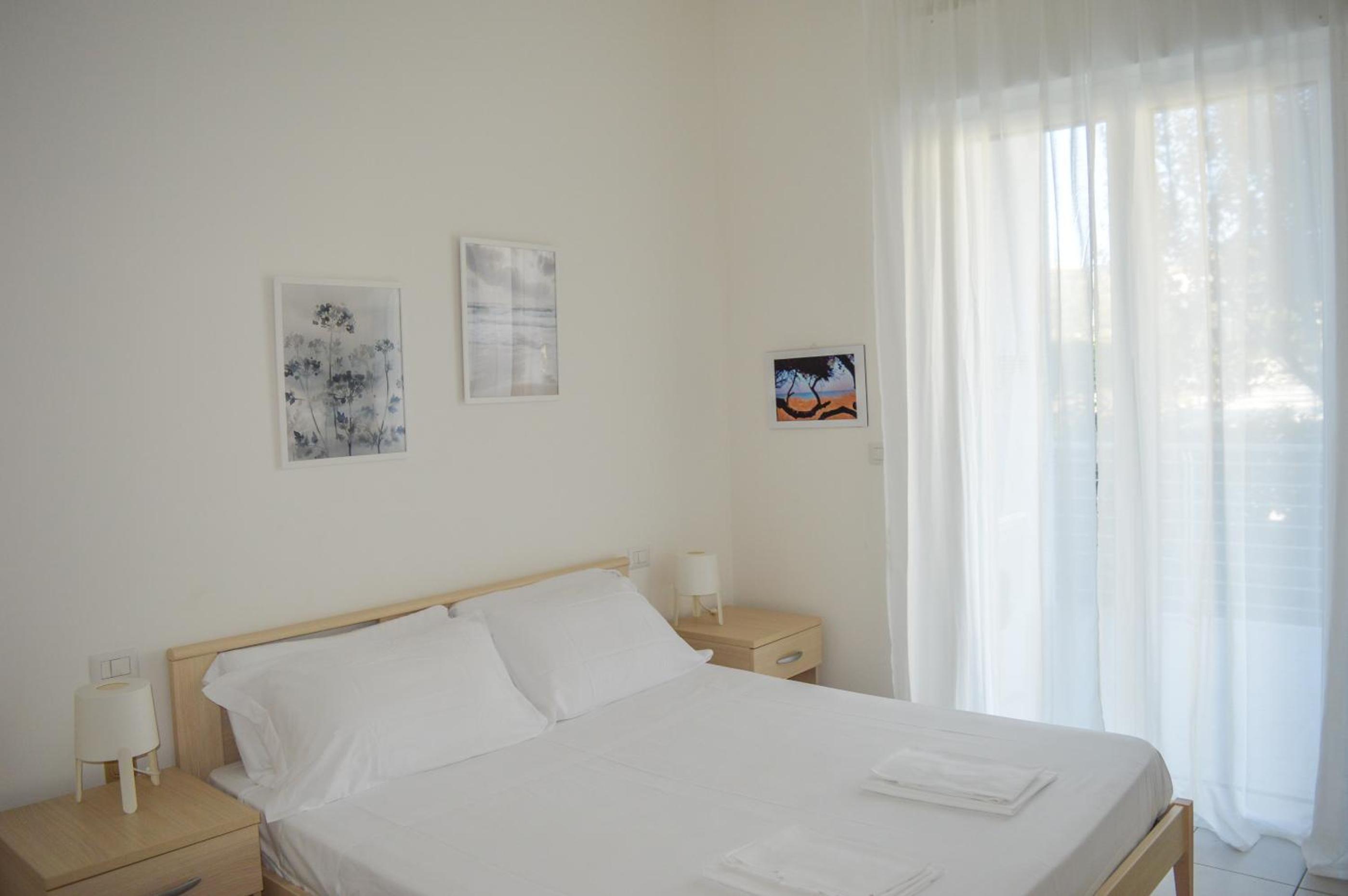 Apartment with Terrace photo 3