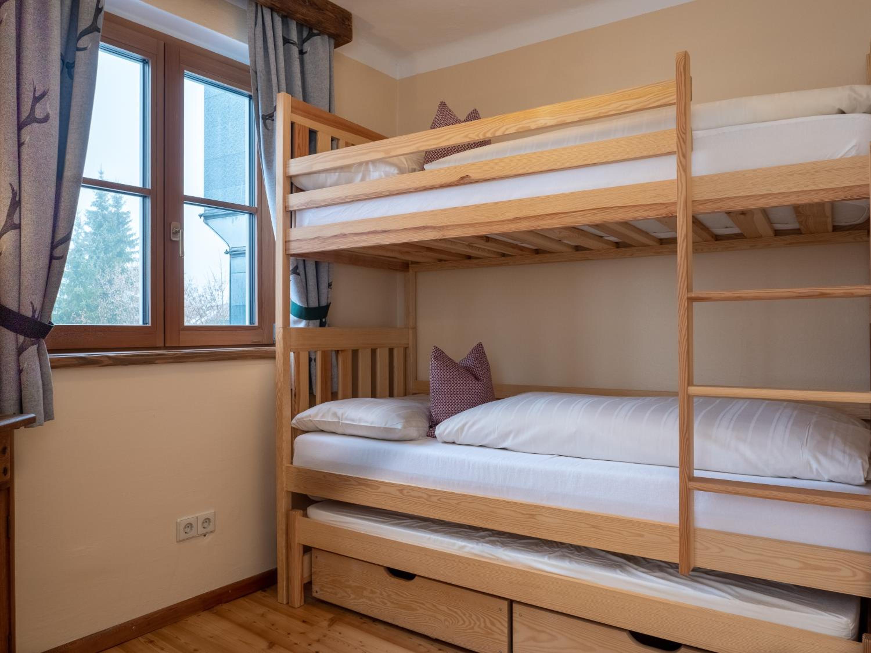 Large Double Room photo 3