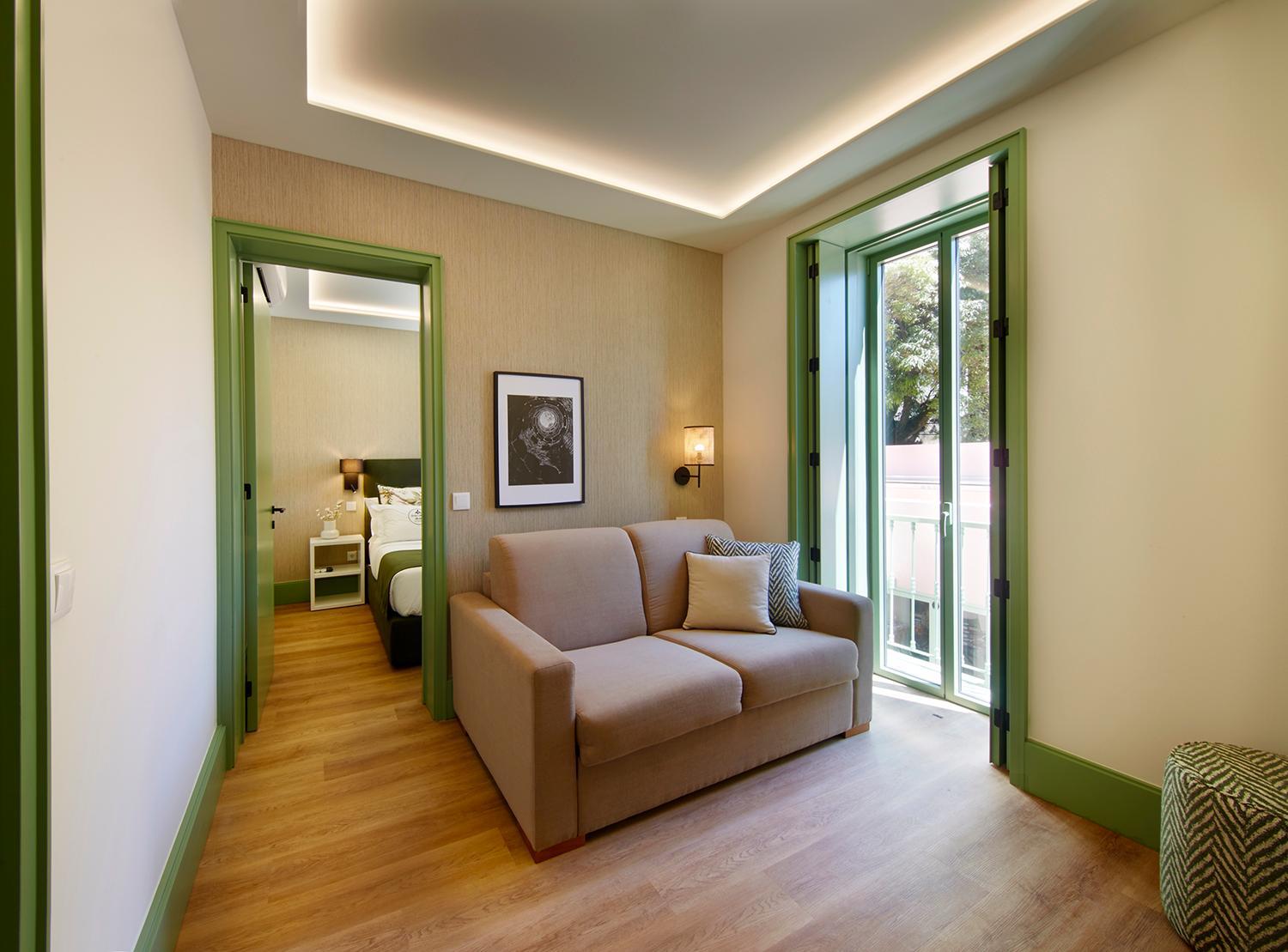 Family Room - Photo 2