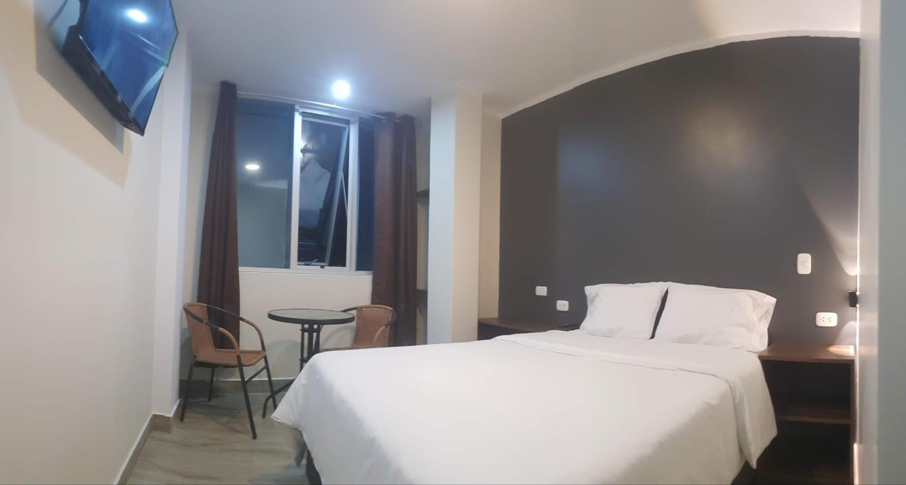 Deluxe Double Room photo 2