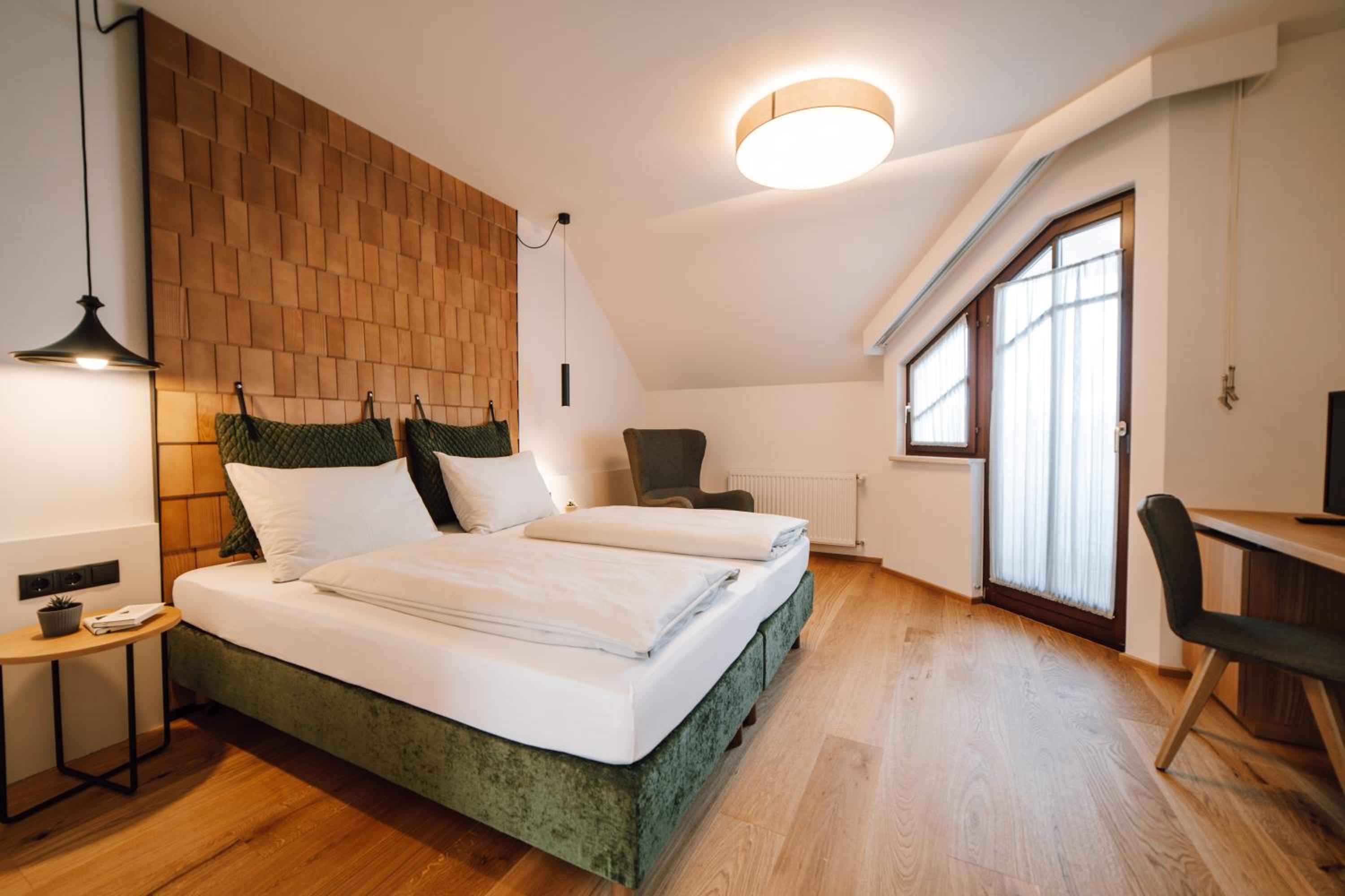 Deluxe Double or Twin Room - Photo 1