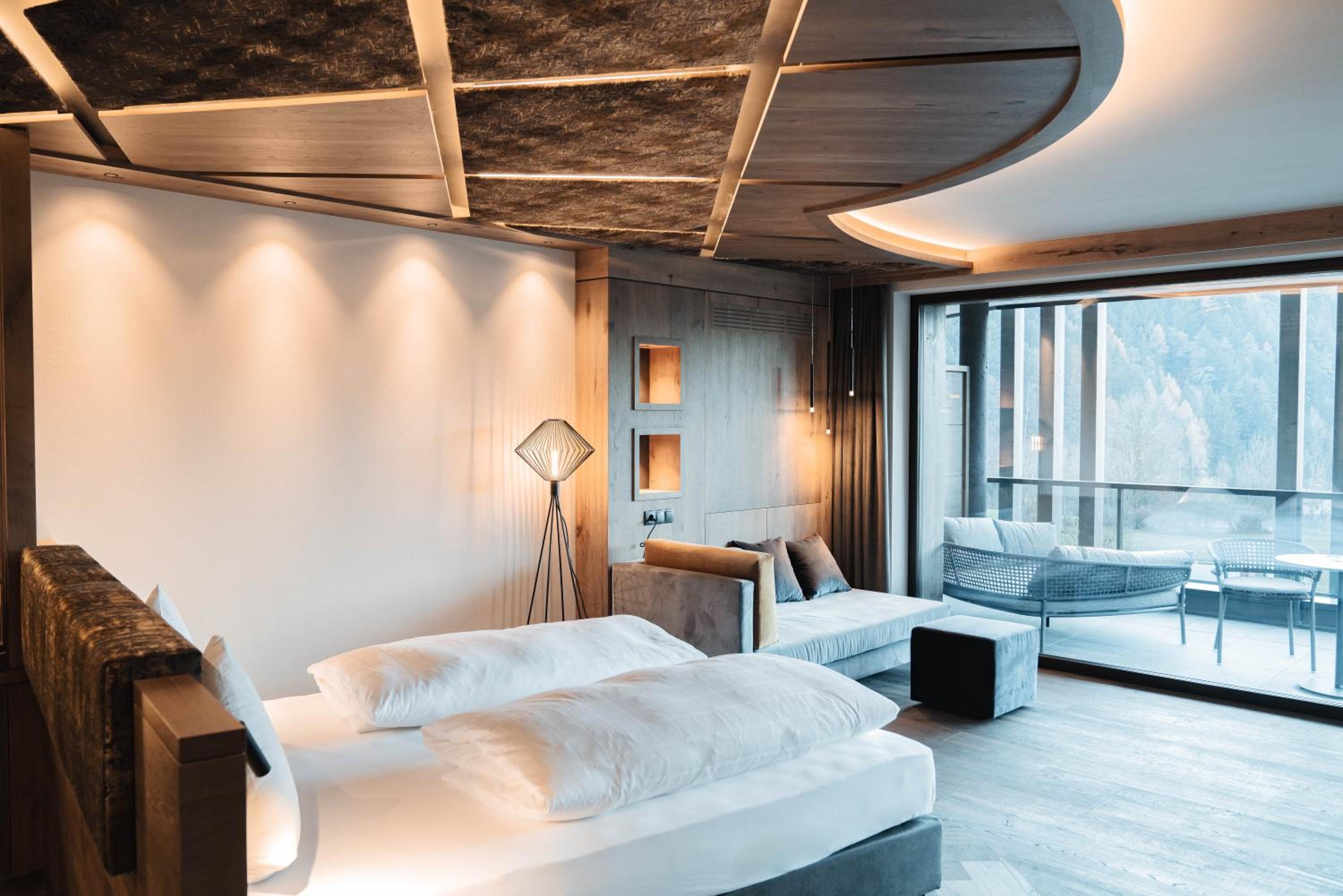 Suite - Photo 4