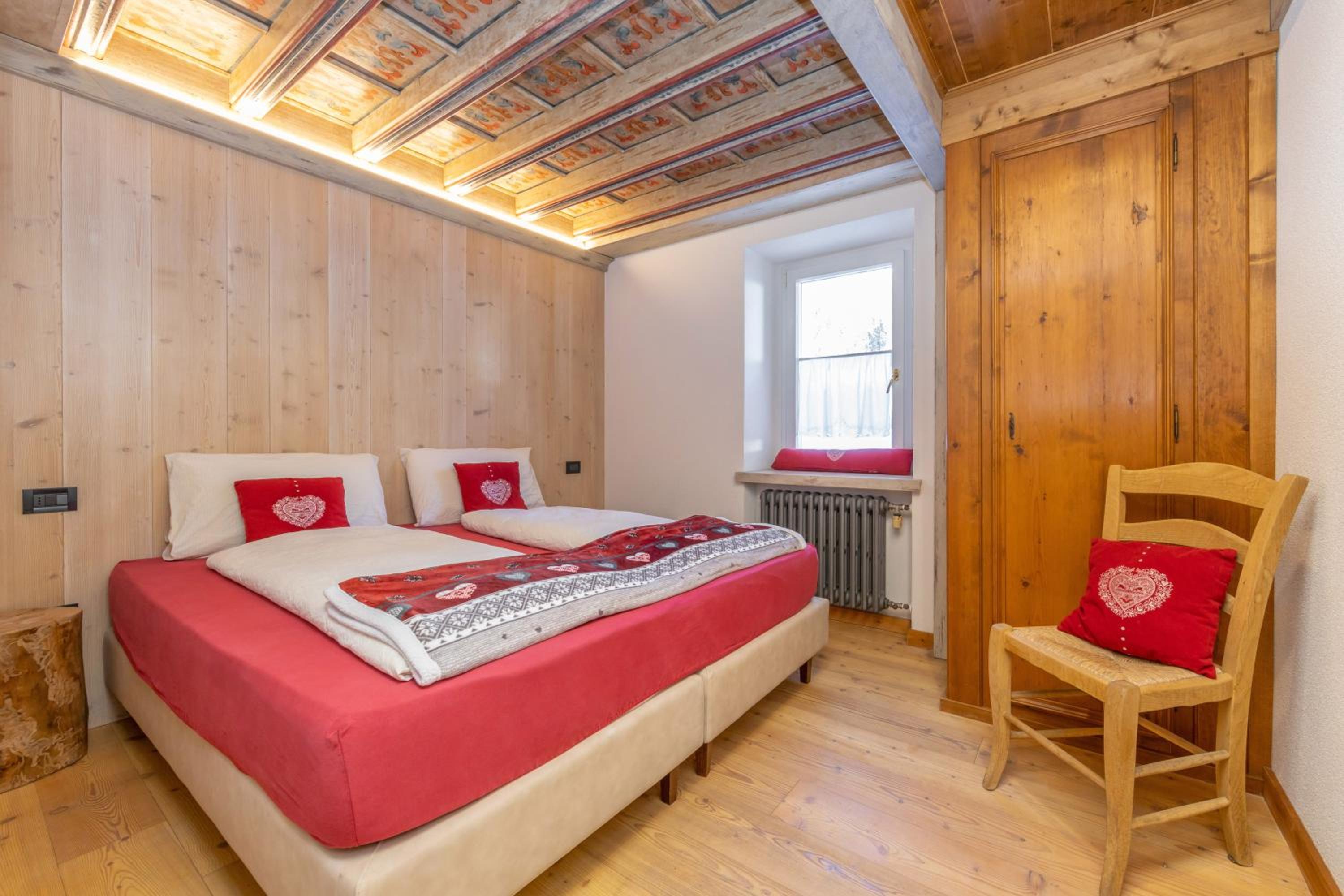 Standard Double or Twin Room photo 1