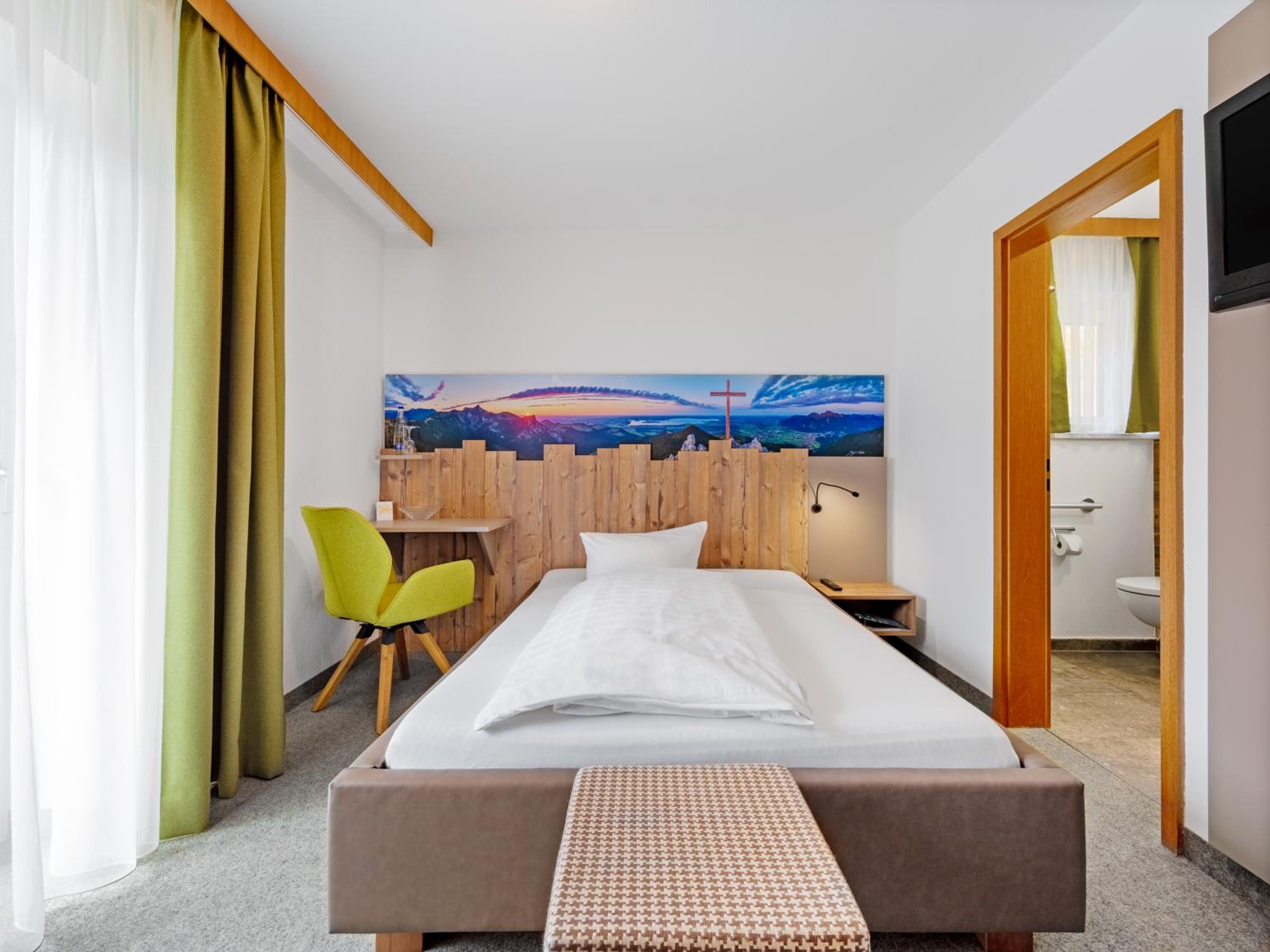 Single Room with Balcony
