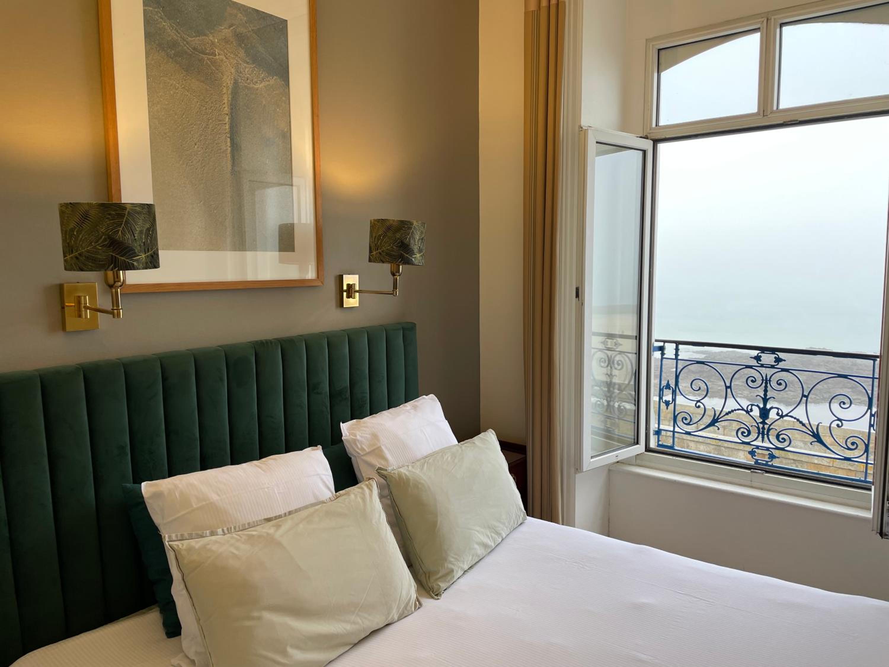 Superior Sea View Room photo 3