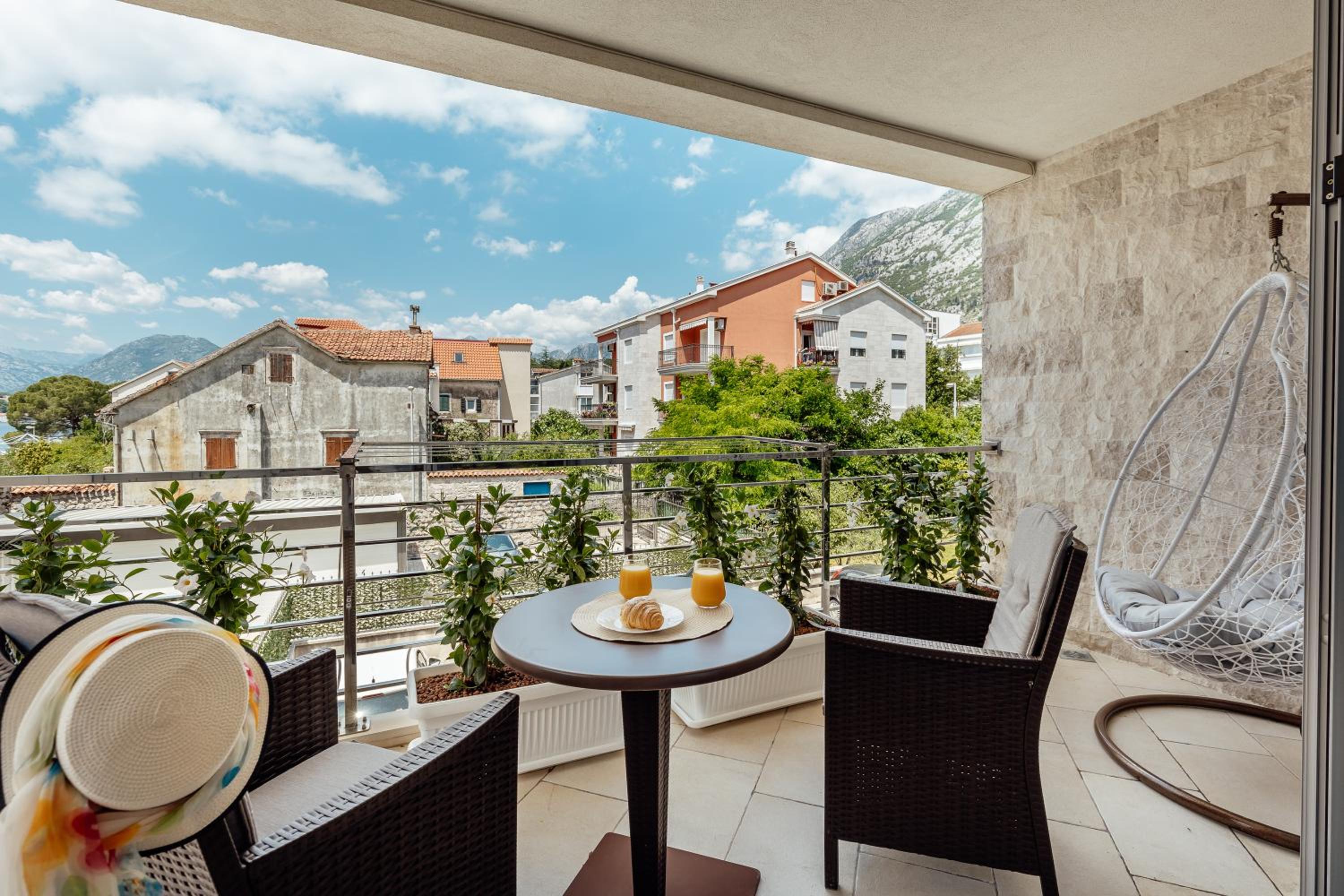 Studio with Balcony