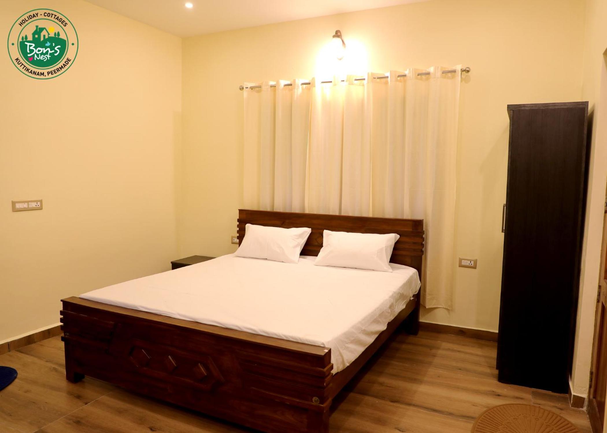 Double Room with Balcony photo 3
