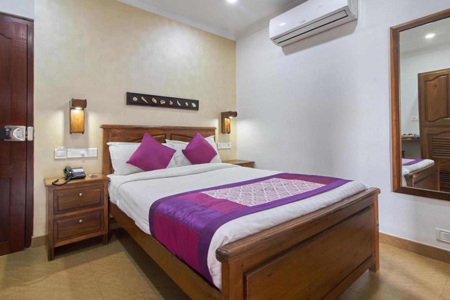 Queen Room - Photo 2