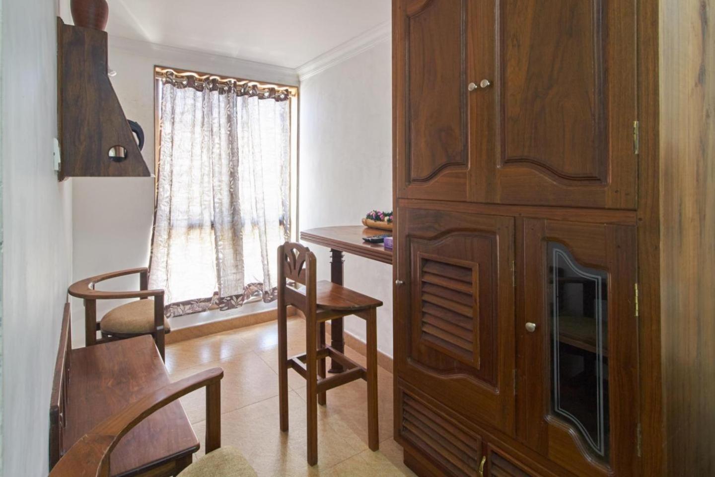 Queen Room - Photo 9