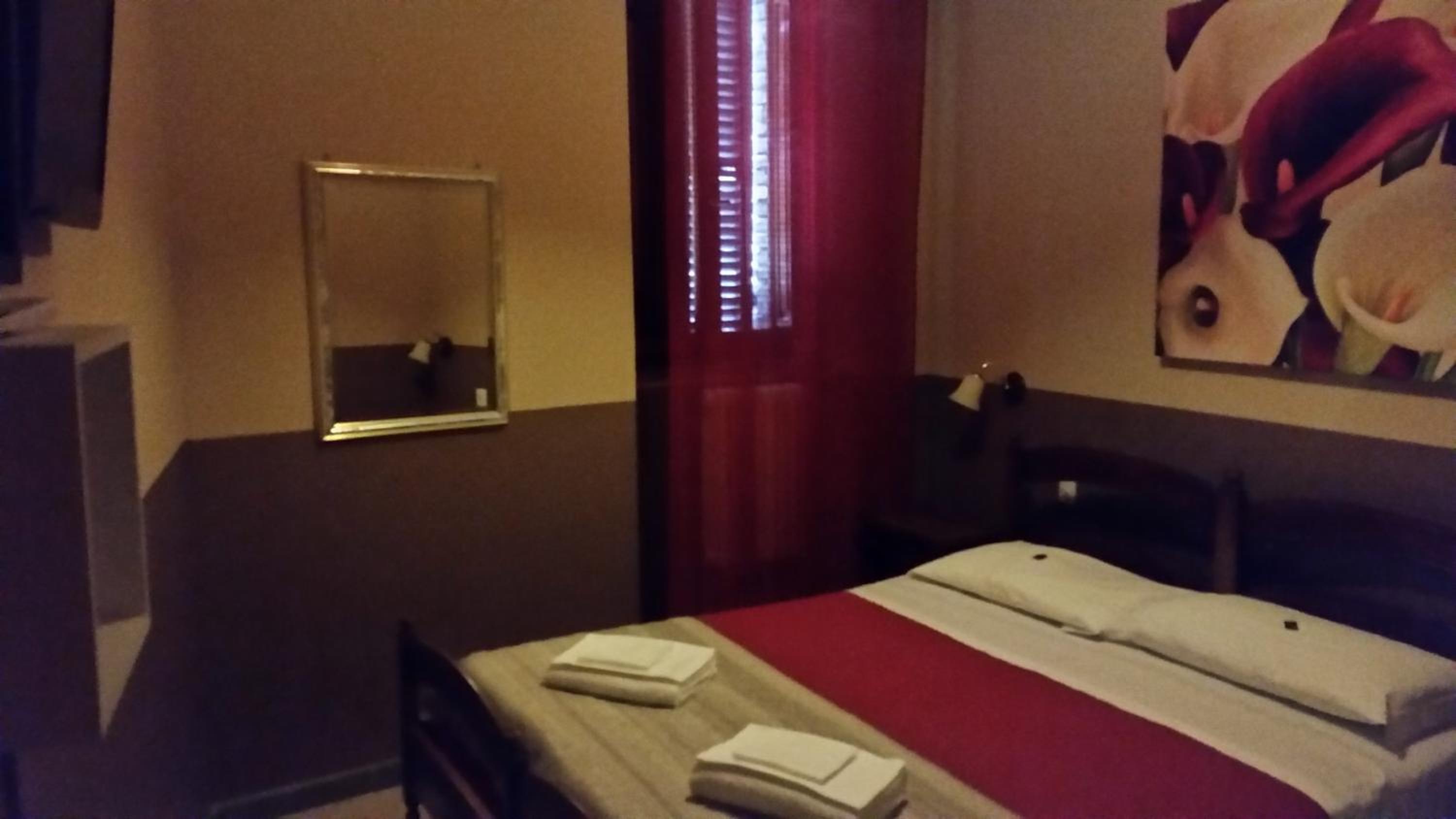 Classic Double or Twin Room - Photo 6