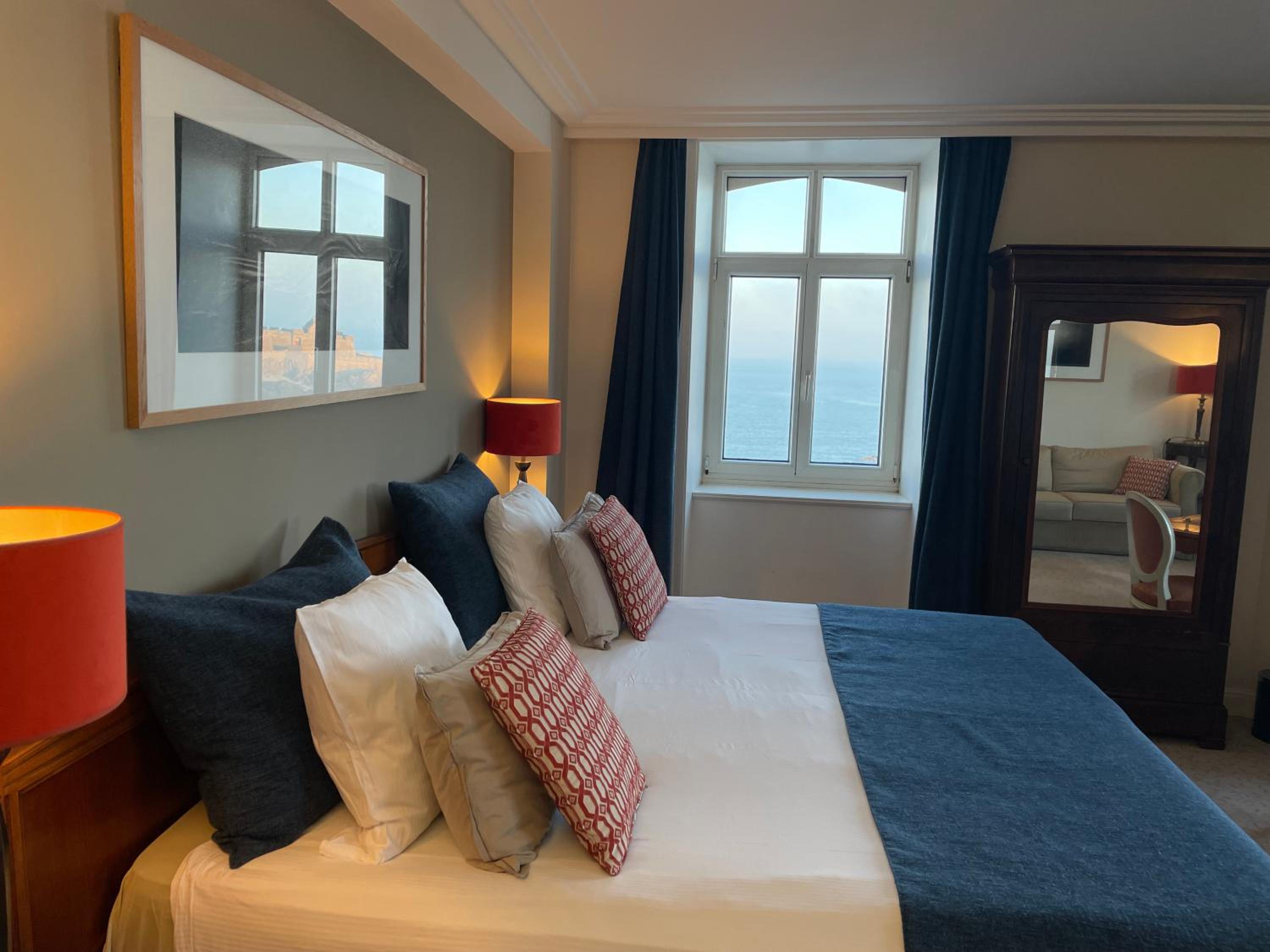 Prestige Family Room with Sea View photo 2