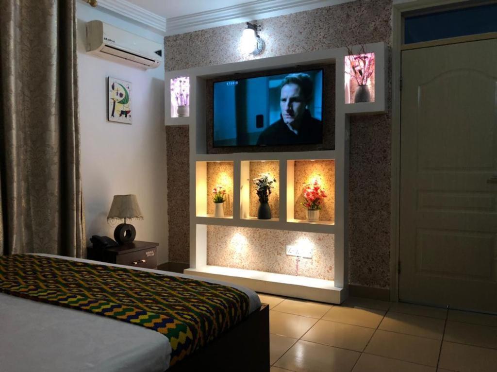 Deluxe Suite