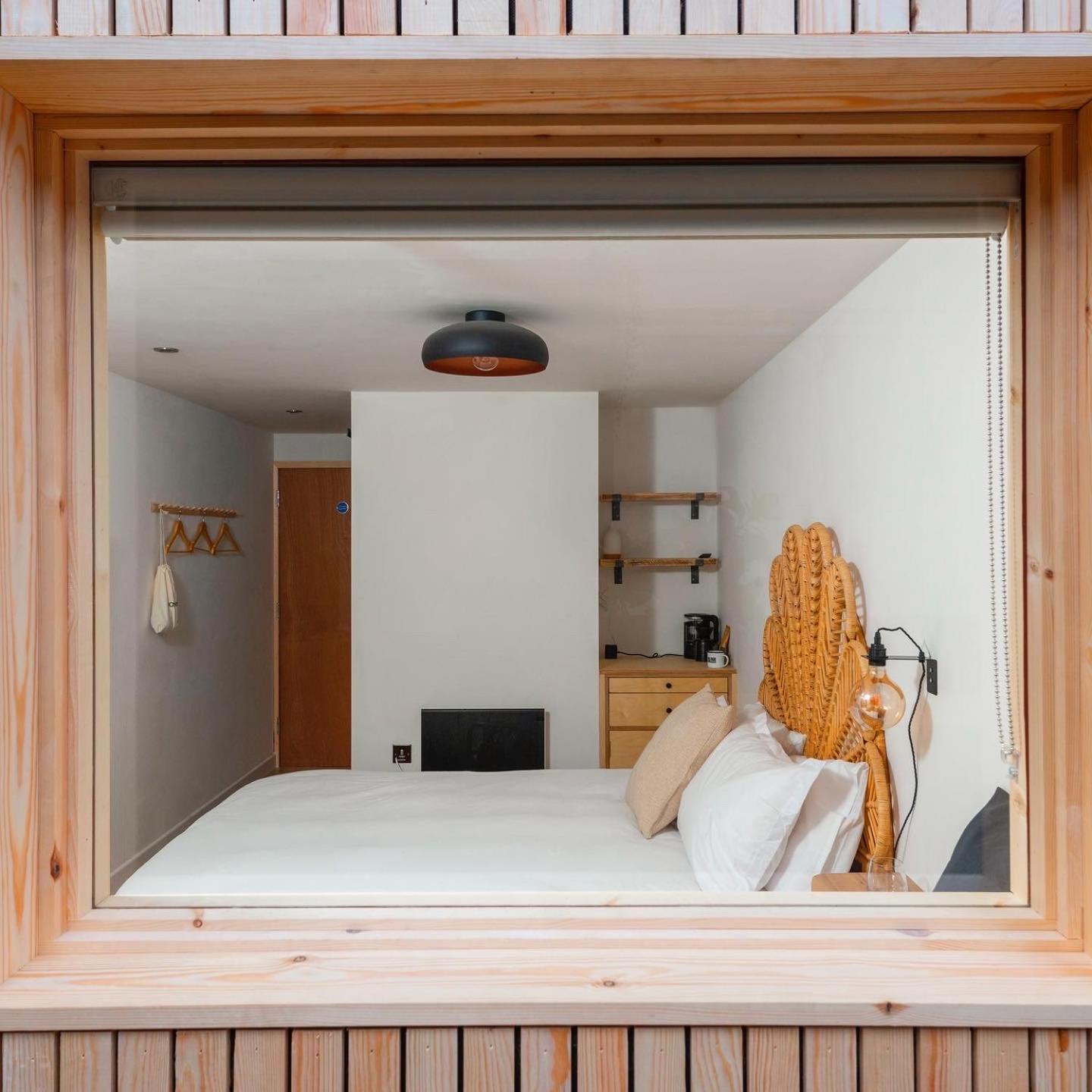Deluxe Double Room with Extra Bed - Photo 1