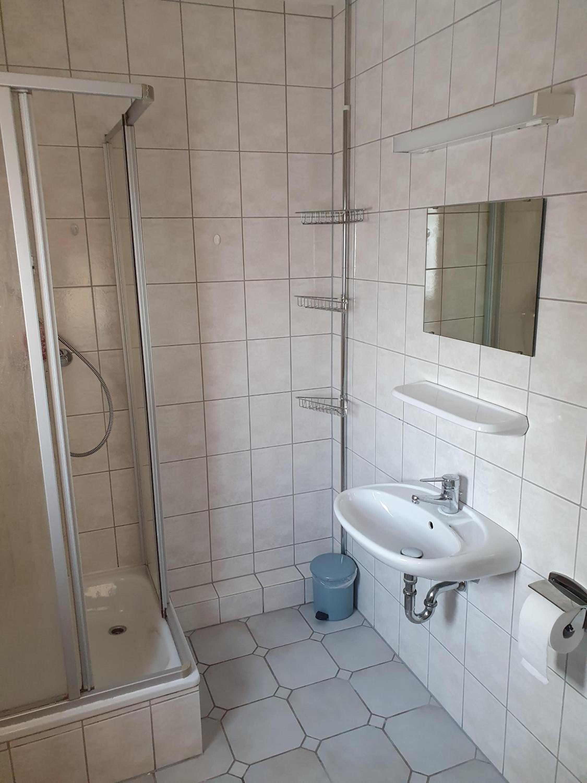 Standard Double Room - Photo 2