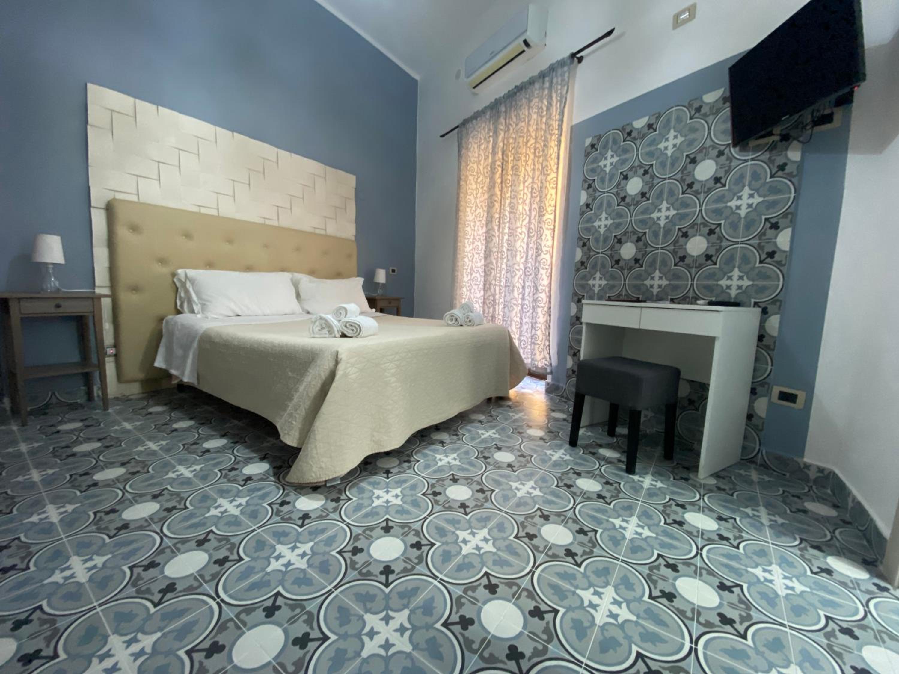 Double or Twin Room photo 3