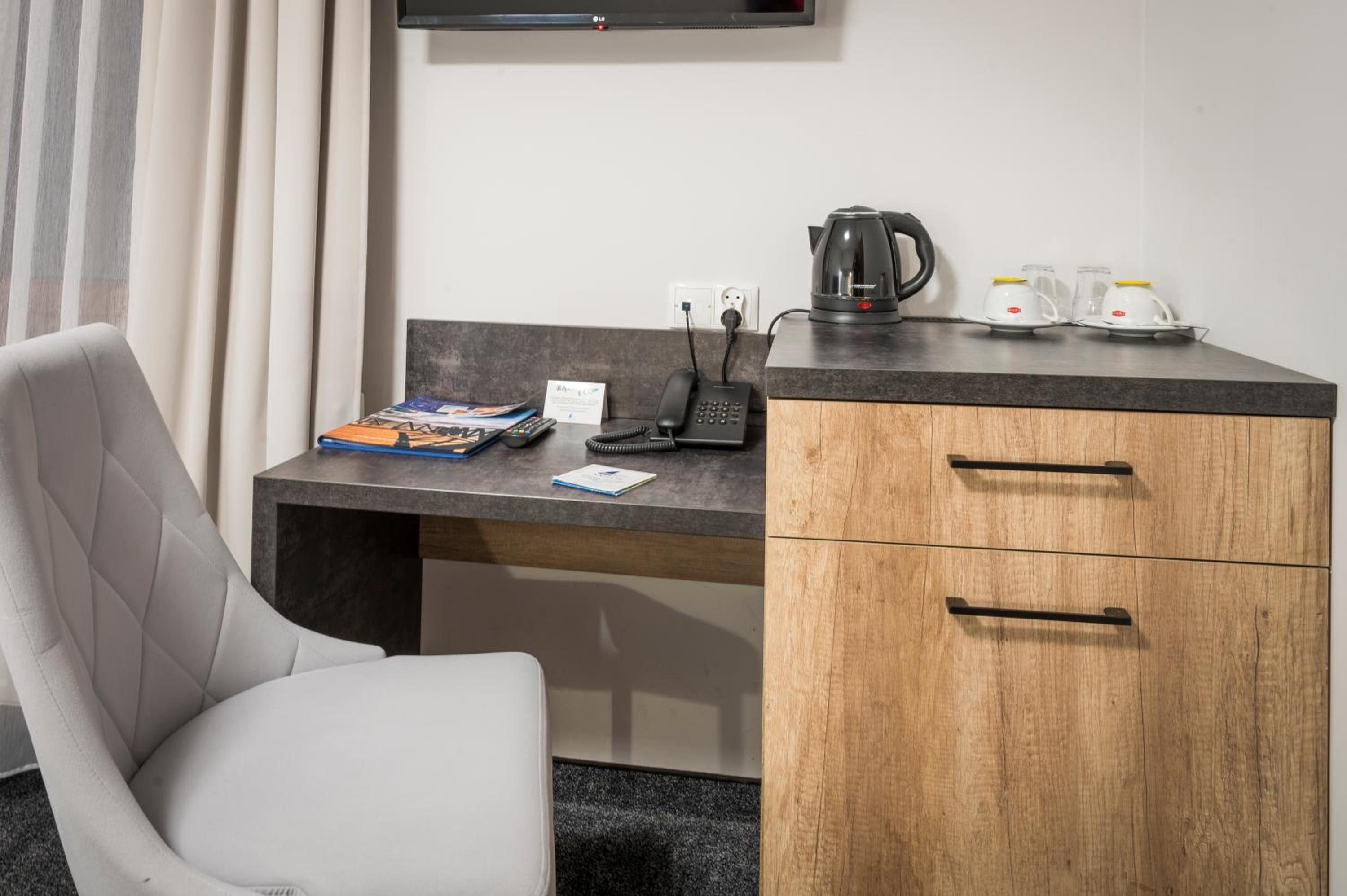Single Room photo 3