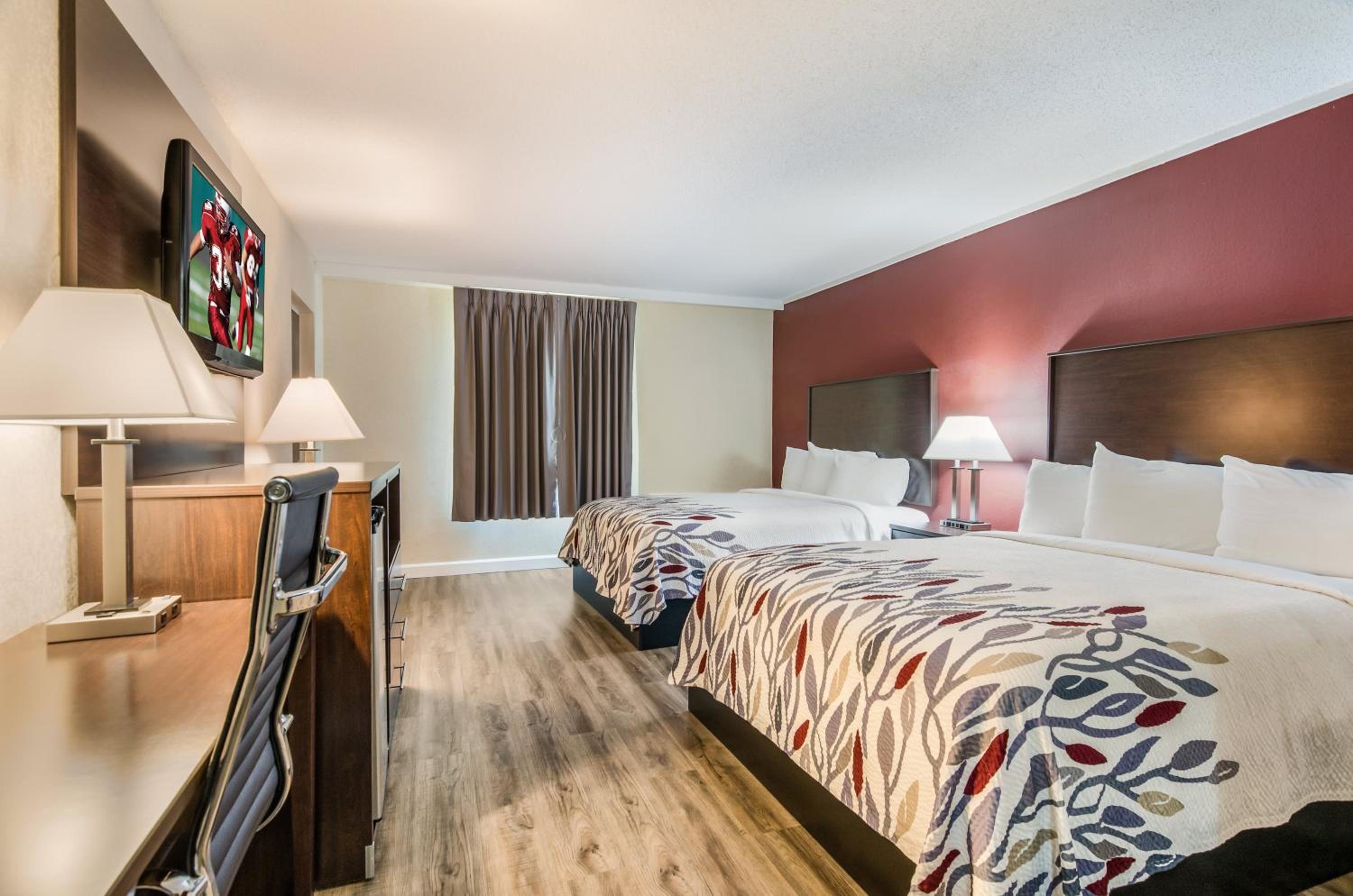  Superior Room with Two Queen Beds Non-Smoking - Photo 1