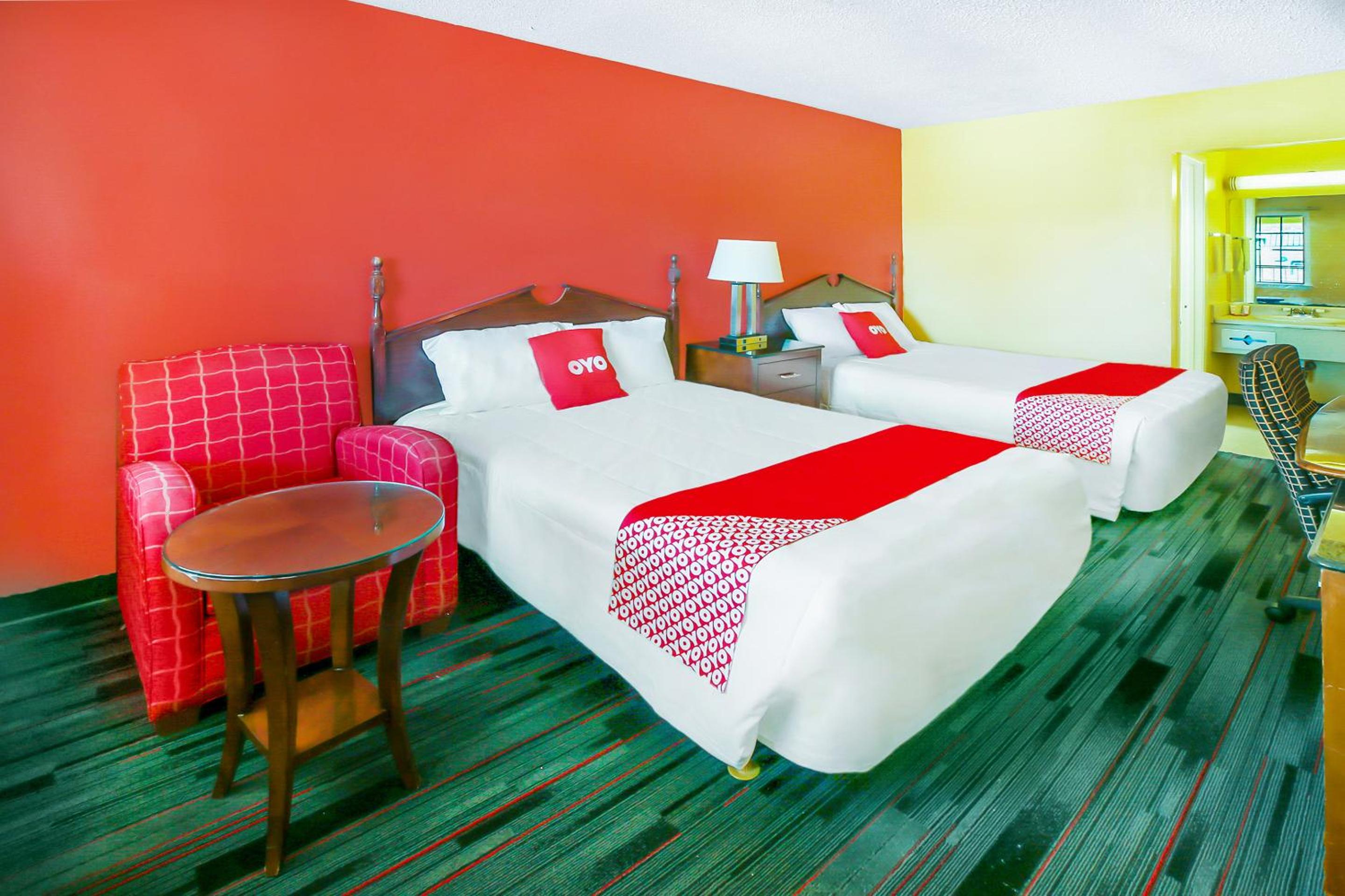 2 Full Beds Non-Smoking - Photo 2