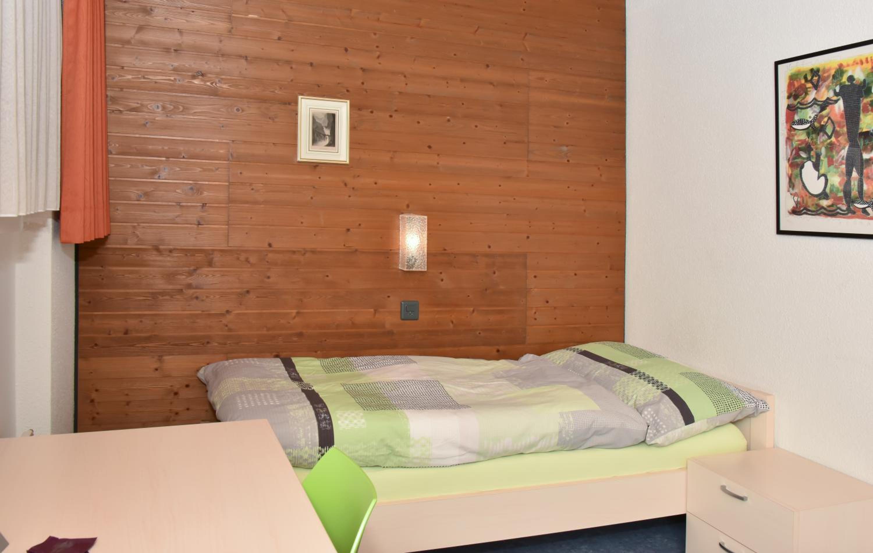 Single Room with Shared Bathroom photo 1