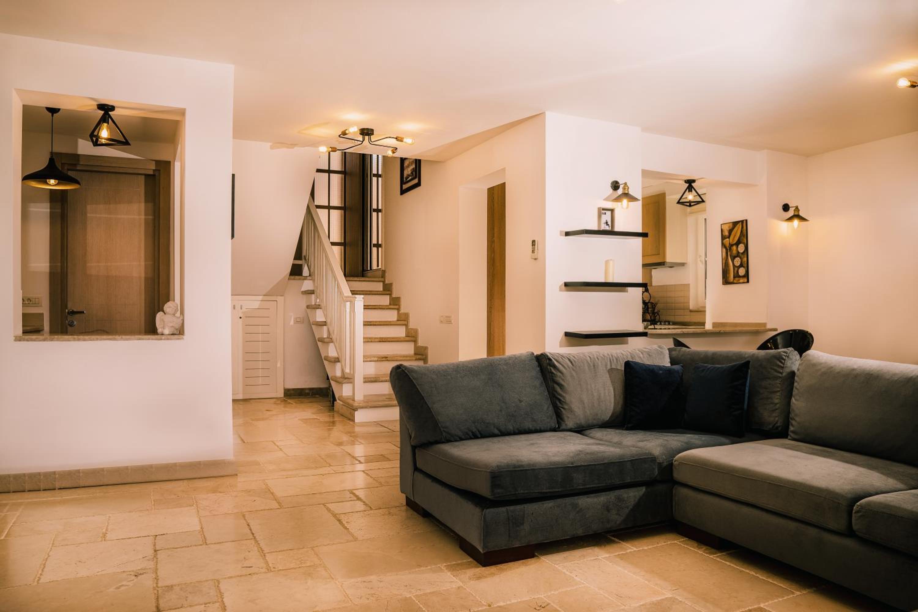 Three-Bedroom Villa photo 1