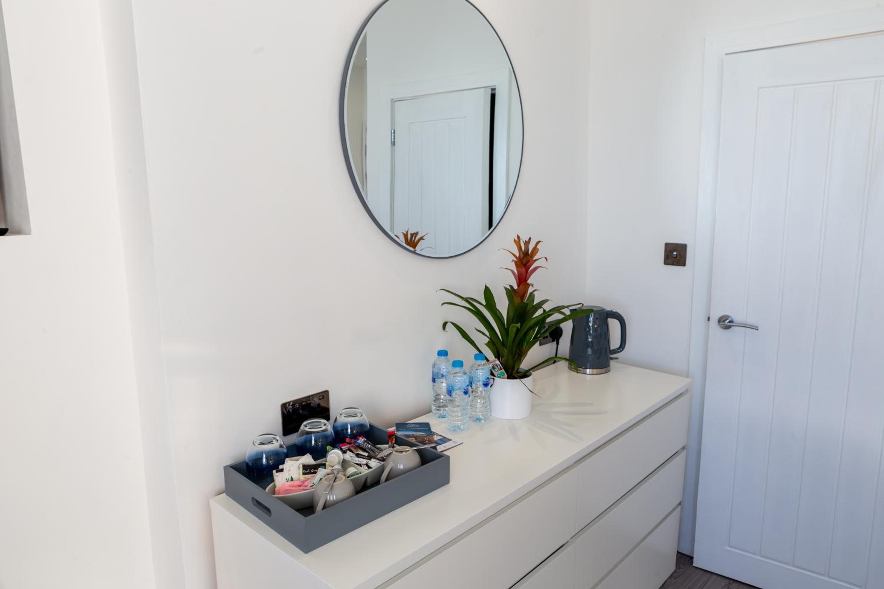 Single Room with Shower photo 3