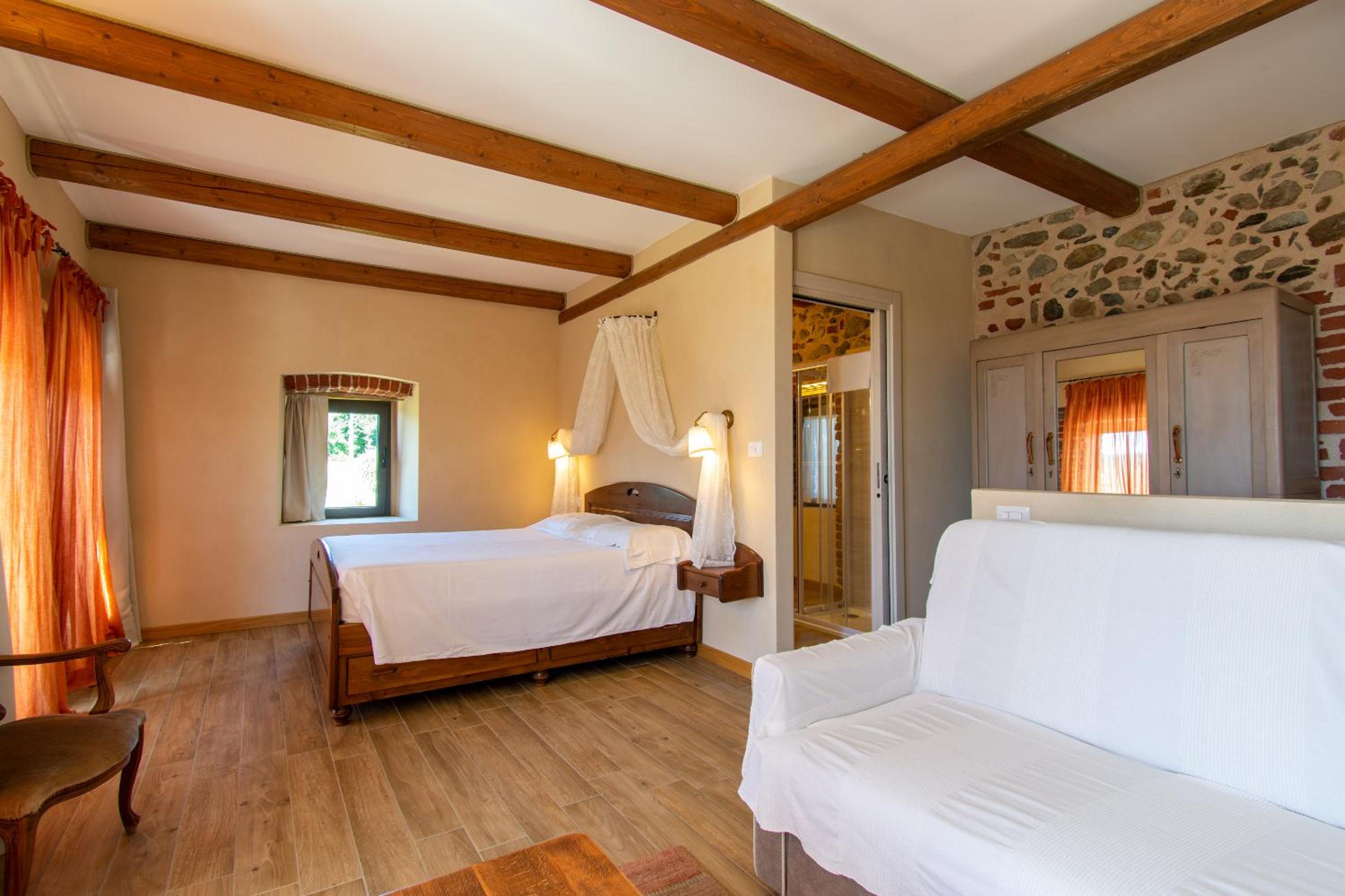 Suite photo 1